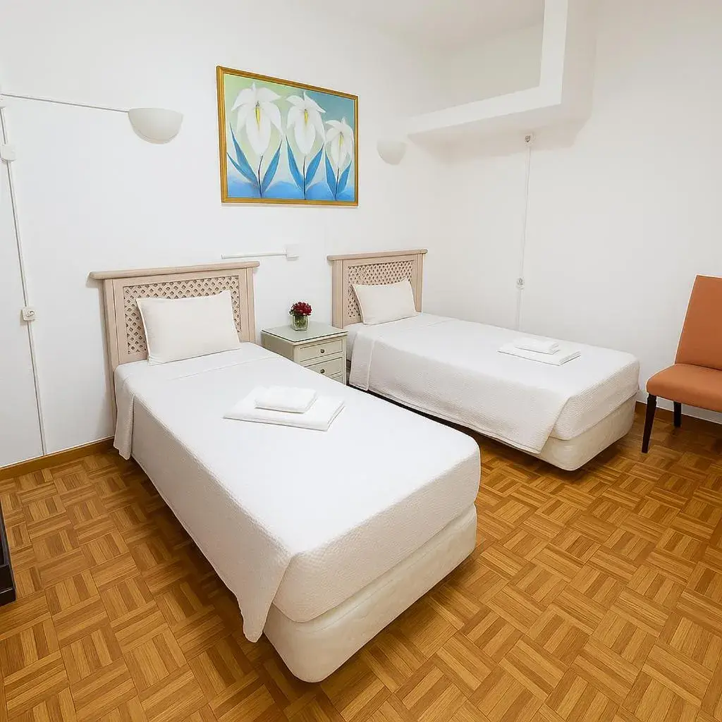 Twin Room with Private Bathroom in Lagos Central Suite DBV Guesthouse Twin Room with Private Bathroom in Lagos Central Suite DBV Guesthouse