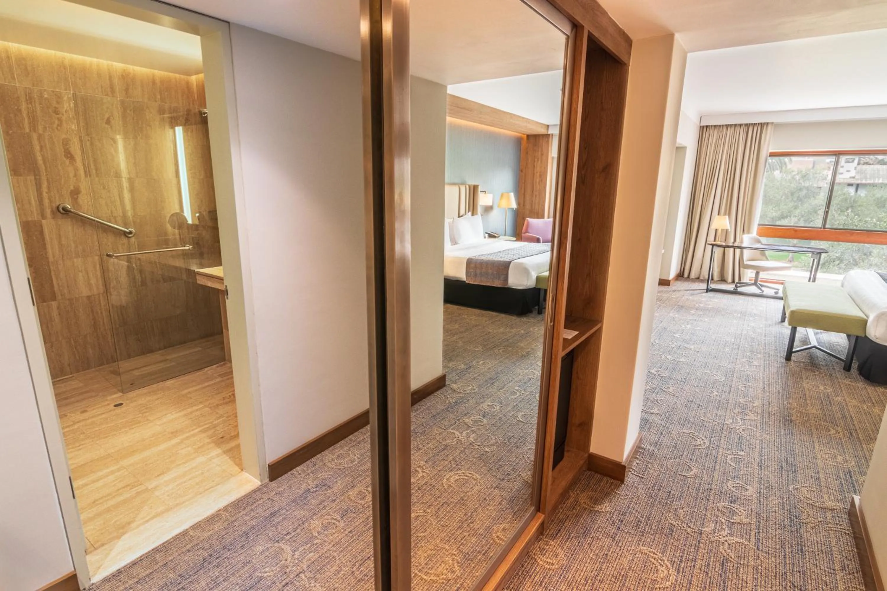 Photo of the whole room, Bed in Sonesta Hotel El Olivar