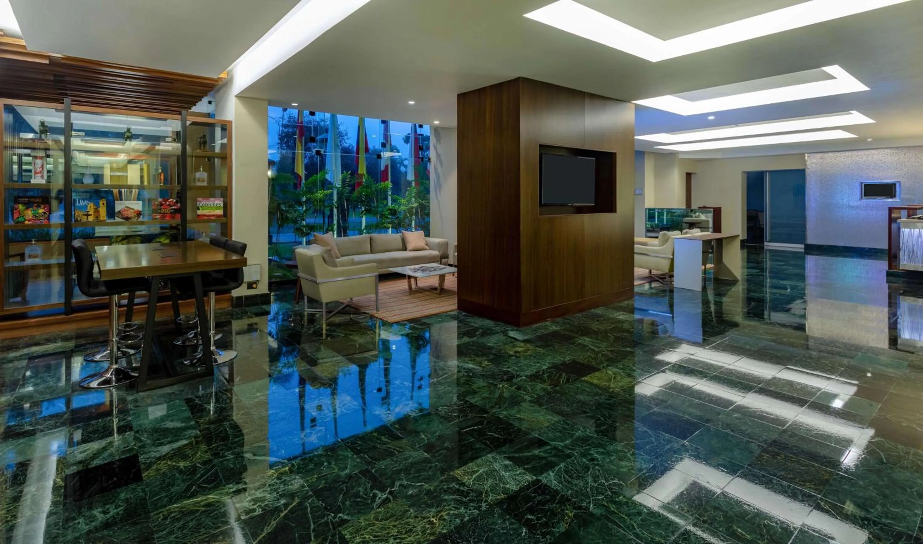 Lobby or reception in Sonesta Hotel El Olivar