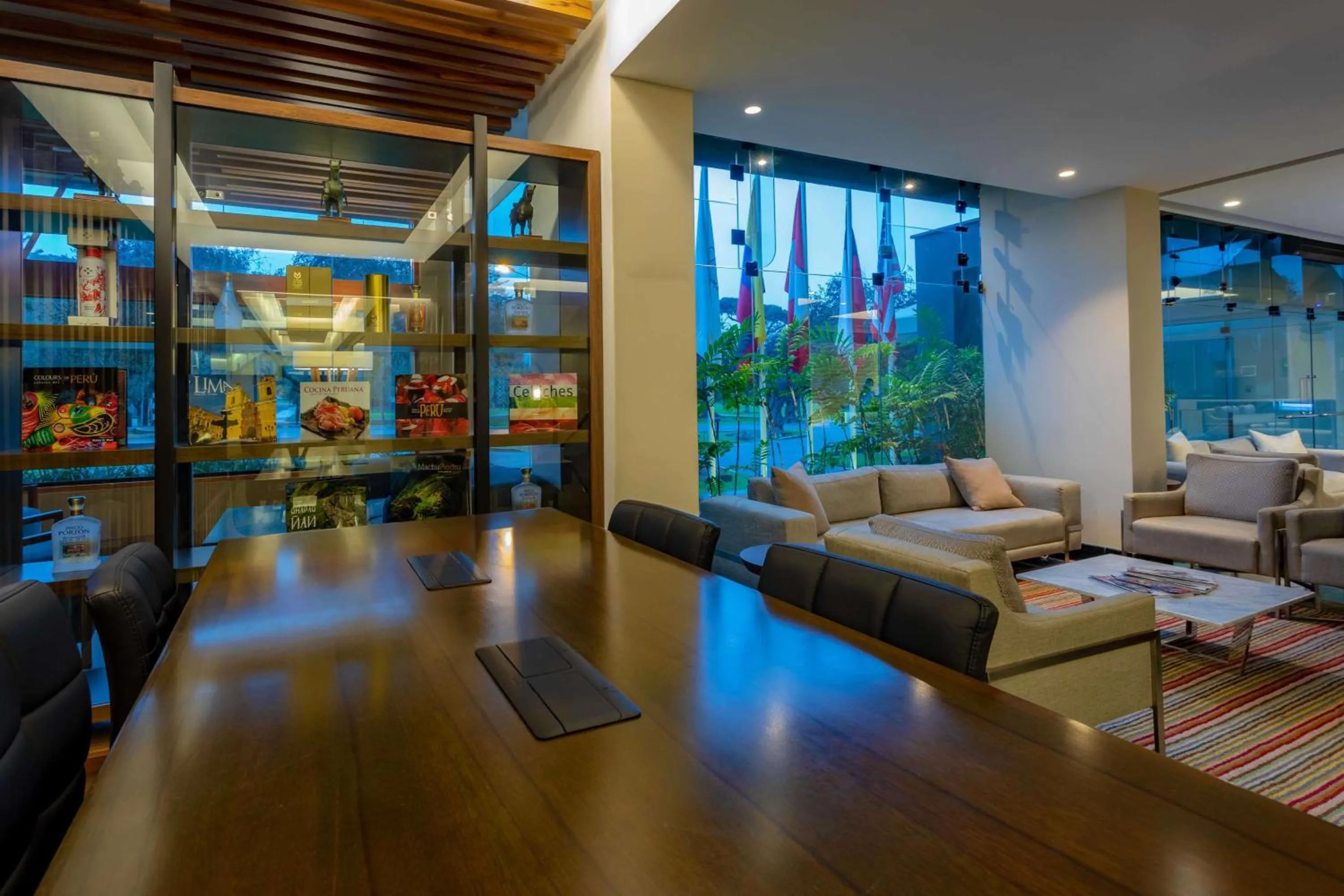 Lobby or reception in Sonesta Hotel El Olivar