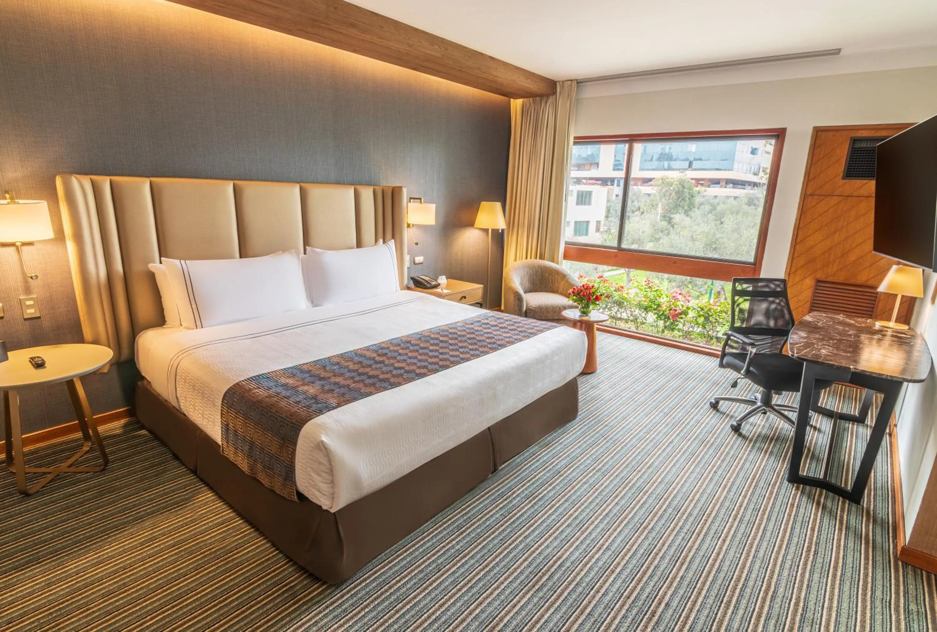 Bed in Sonesta Hotel El Olivar