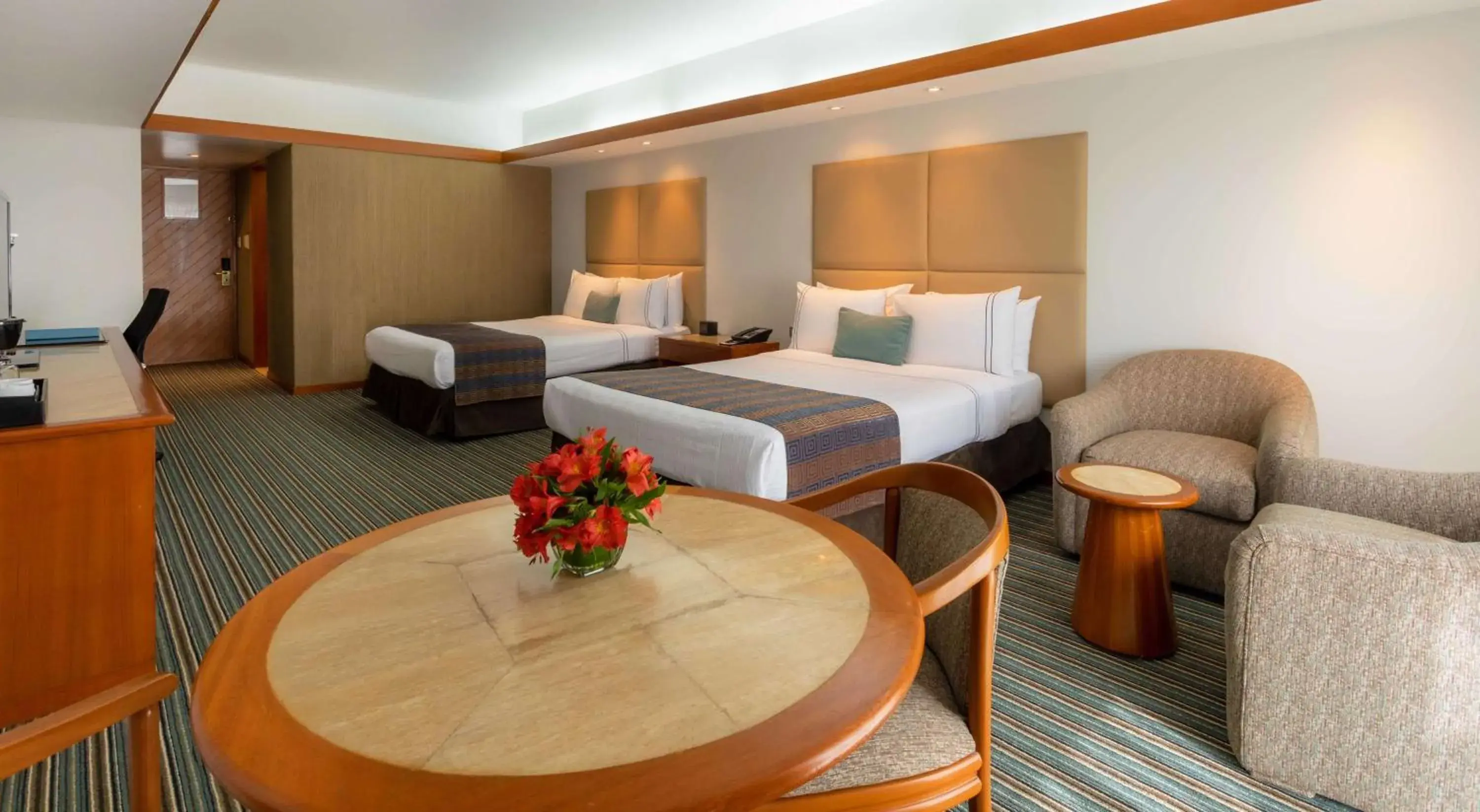 Photo of the whole room, Bed in Sonesta Hotel El Olivar Photo of the whole room, Bed in Sonesta Hotel El Olivar