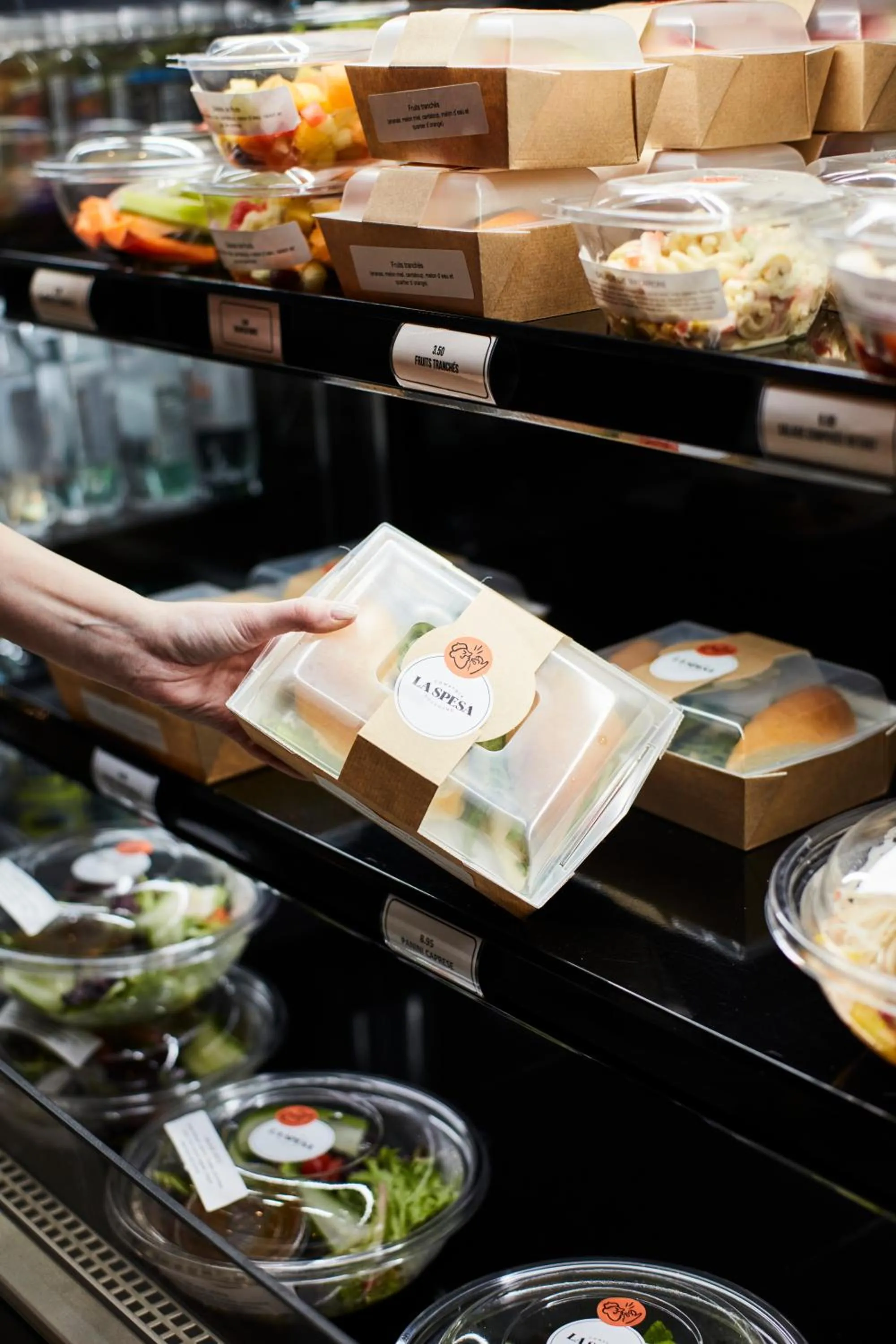 Restaurant/places to eat in Sheraton Laval Hotel