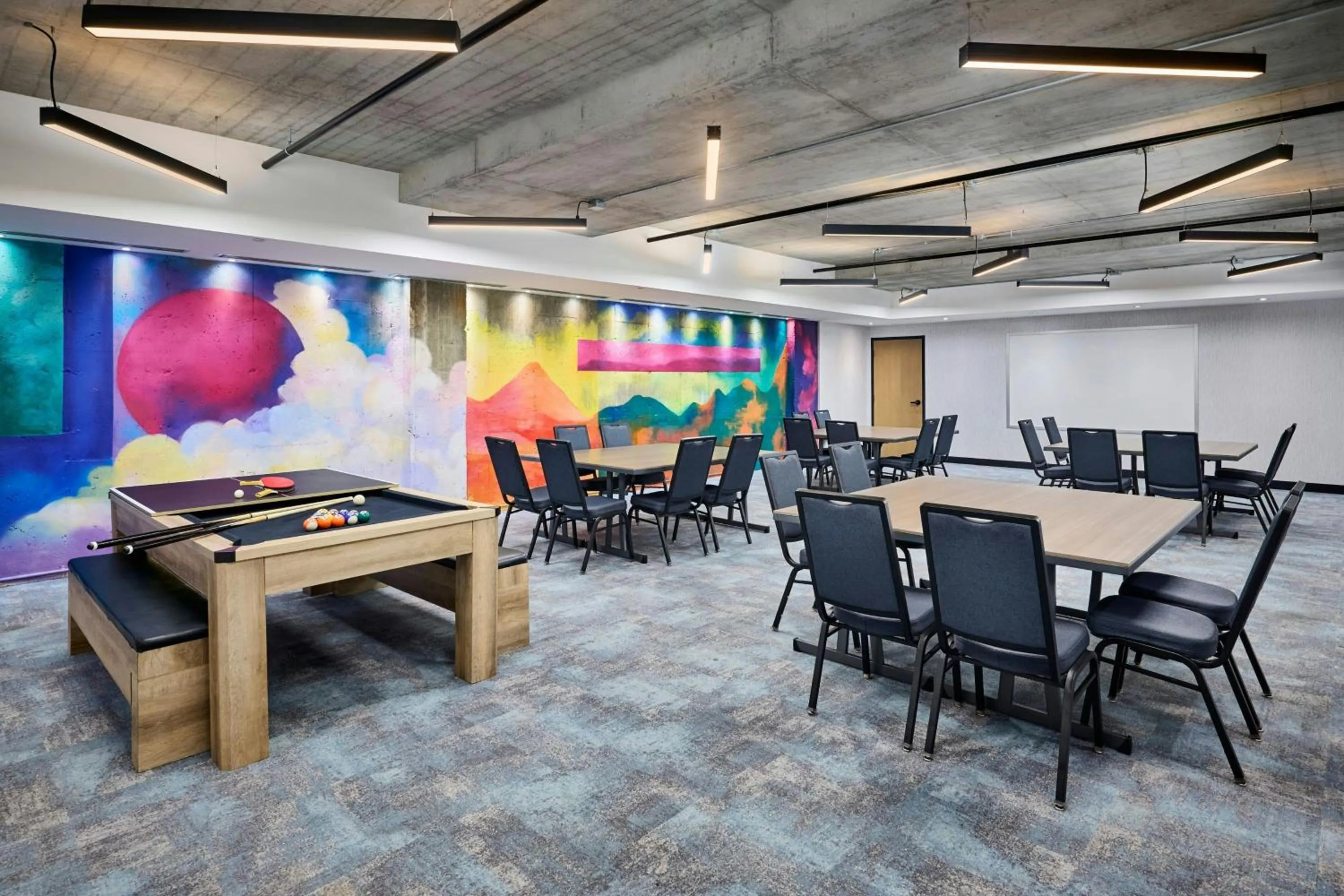 Meeting/conference room in Sheraton Laval Hotel