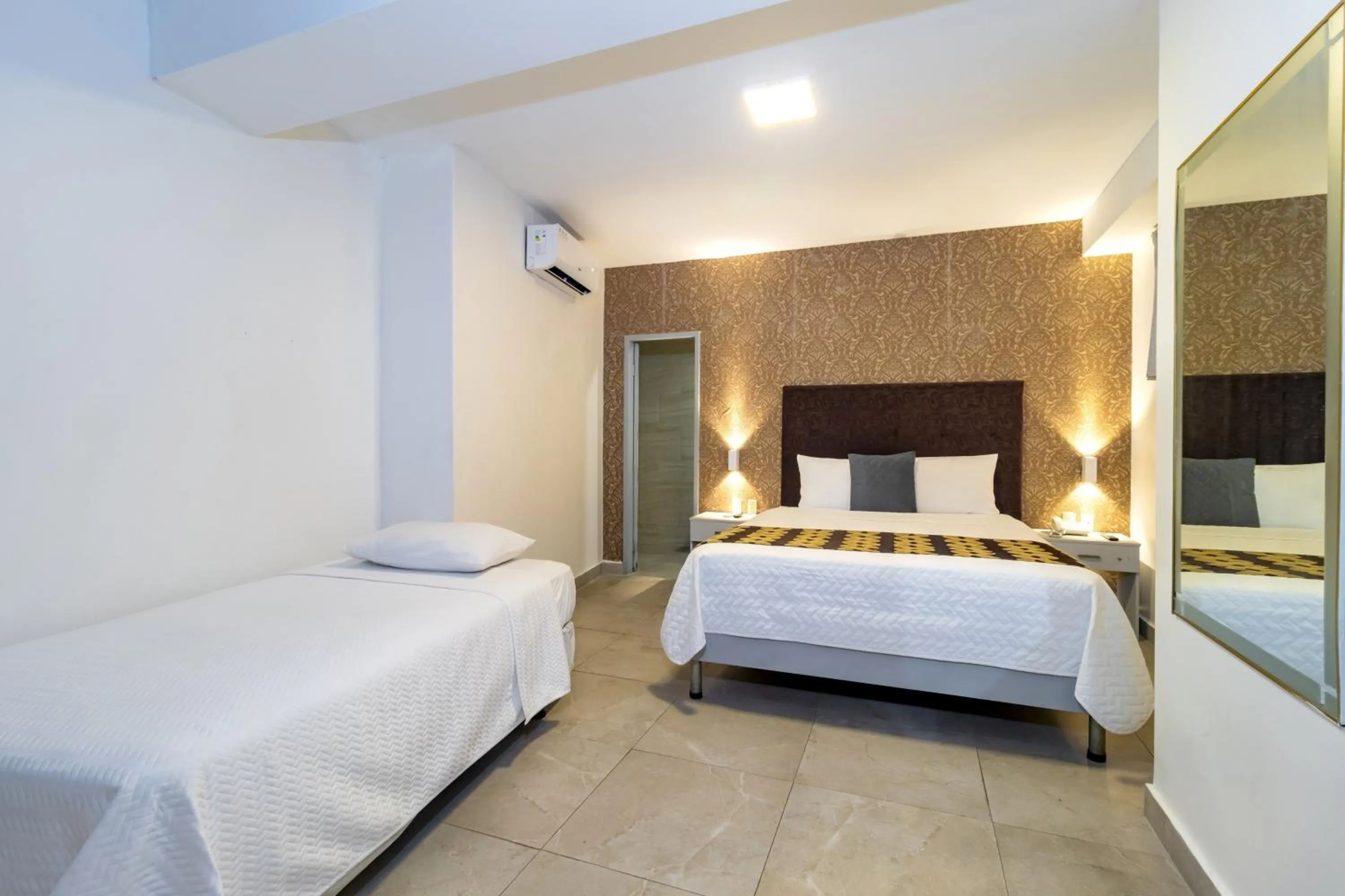 Bed in Hotel Presidente Internacional