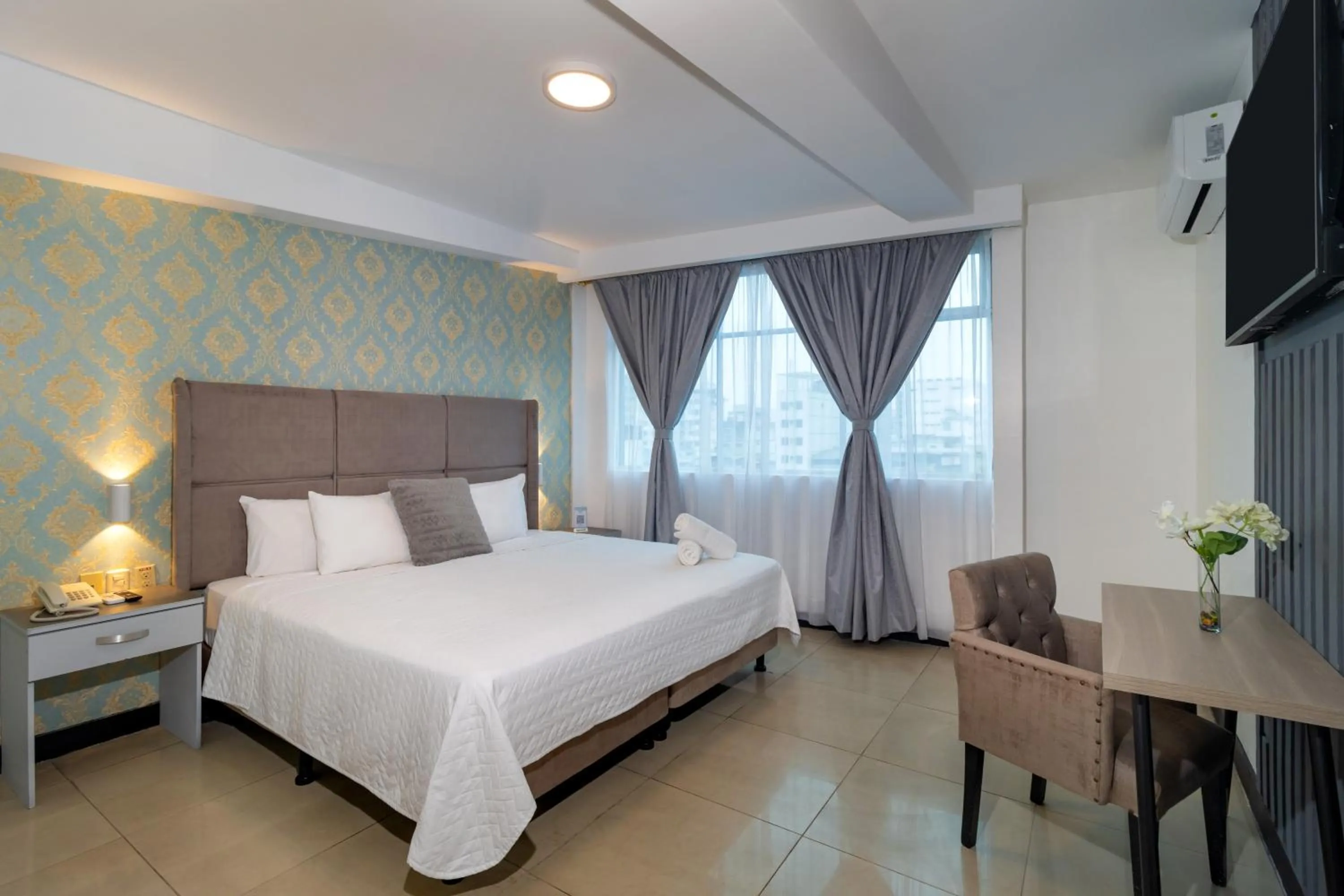 Bed in Hotel Presidente Internacional