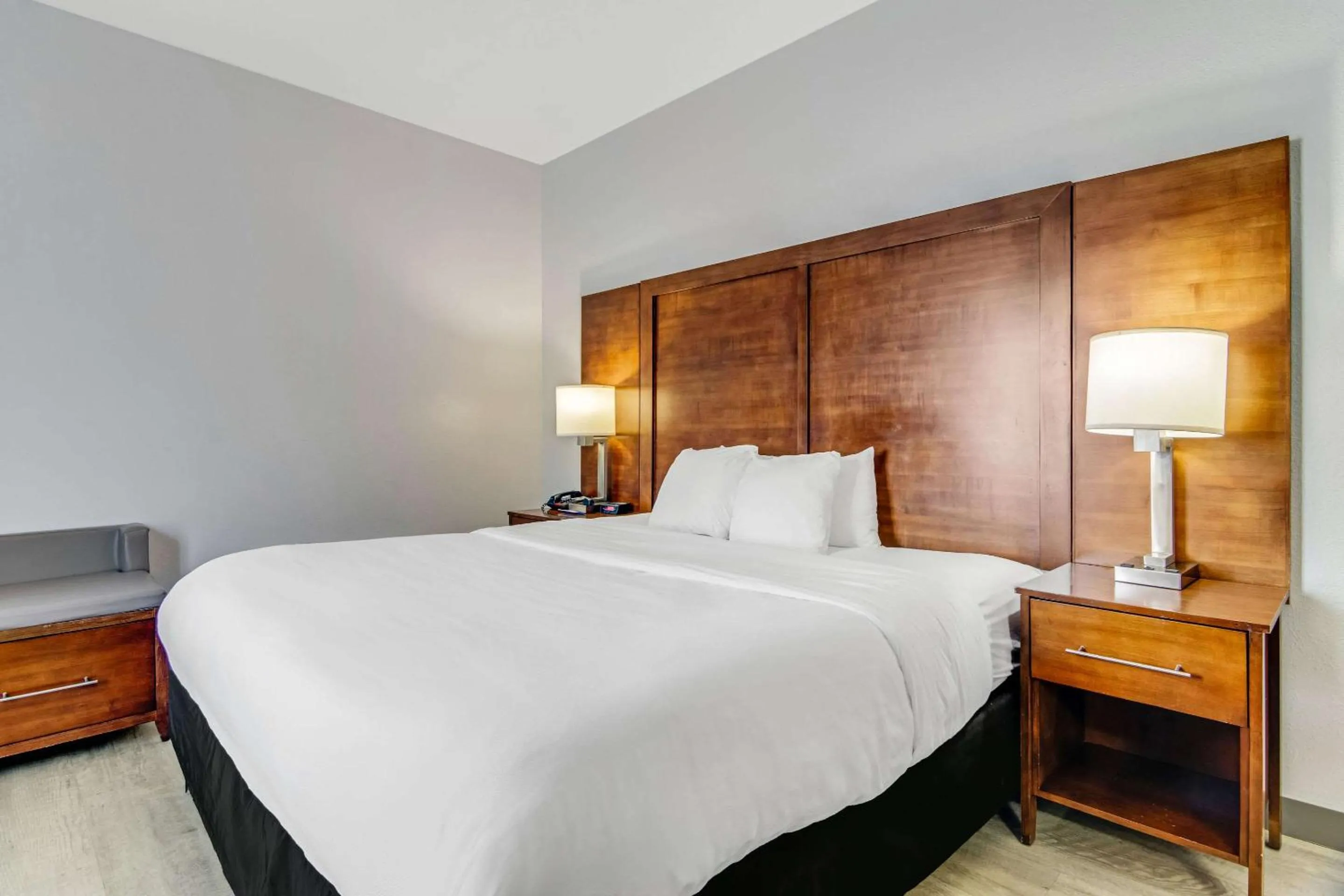 Bedroom, Bed in Comfort Suites near I-80 and I-94