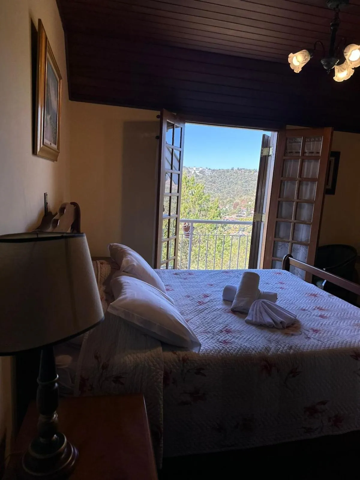 Photo of the whole room, Bed in Pousada Constellation Lodge
