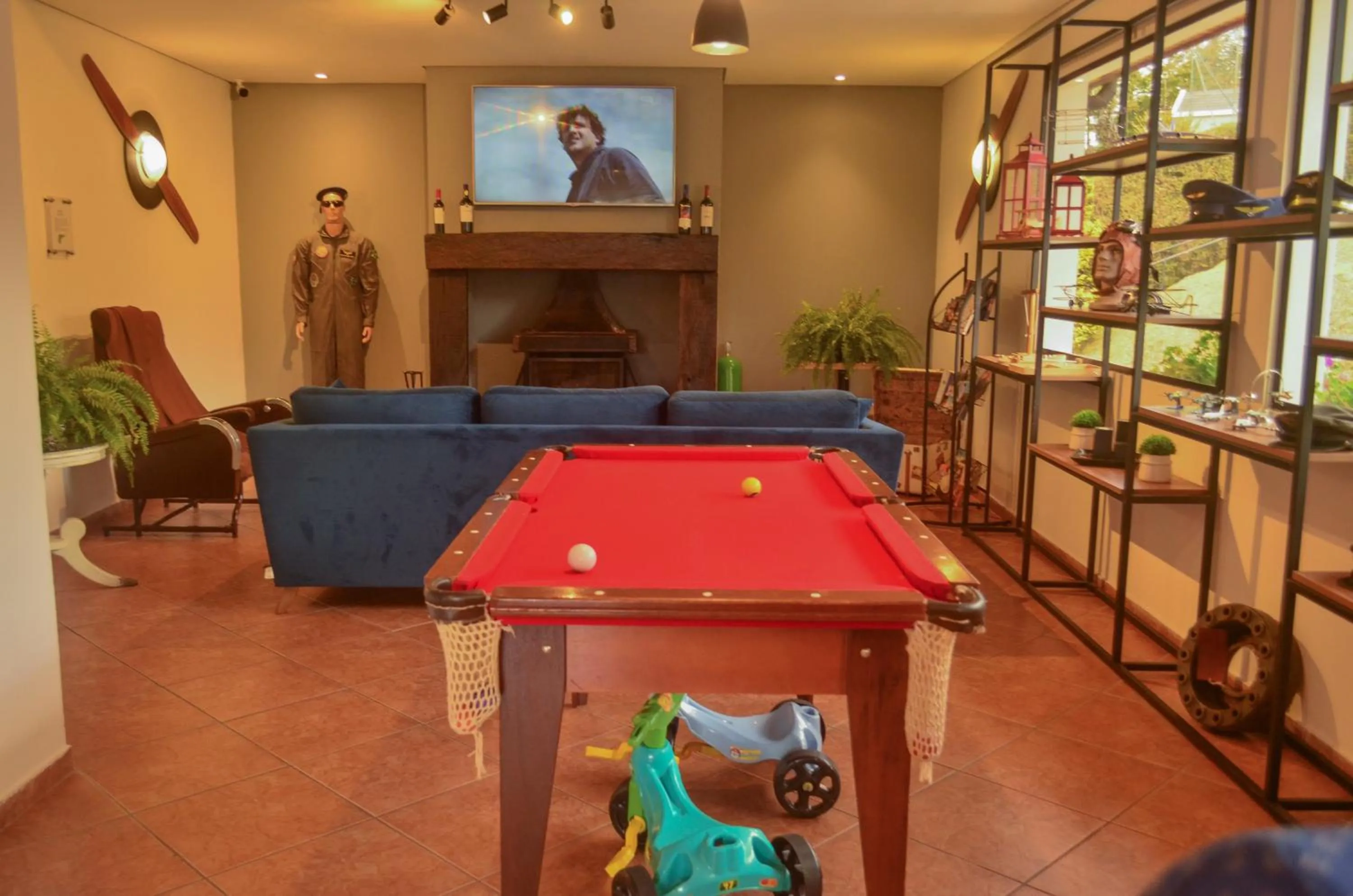 Billiard in Pousada Constellation Lodge