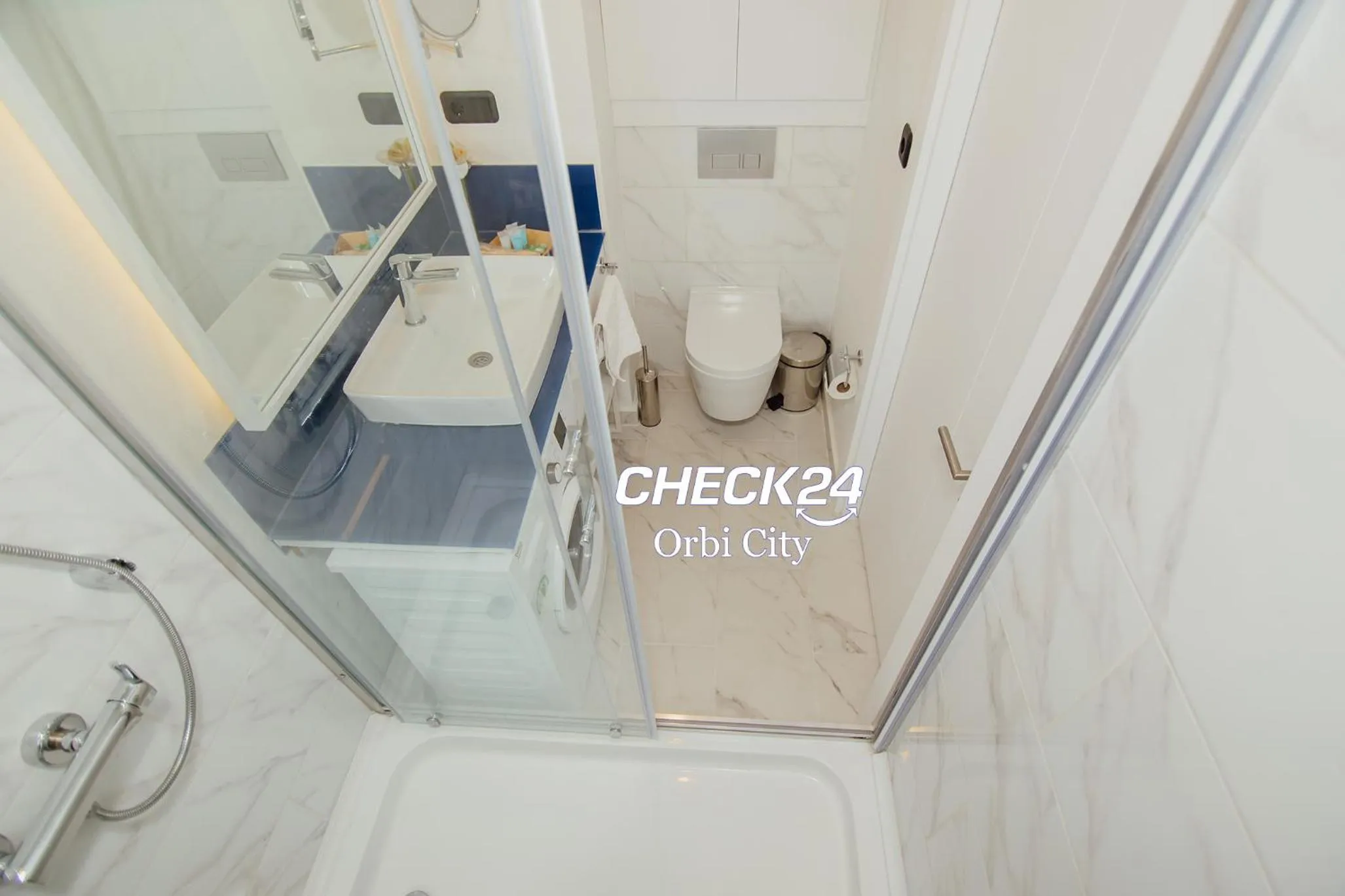 Shower in CHECK 24 orbi city