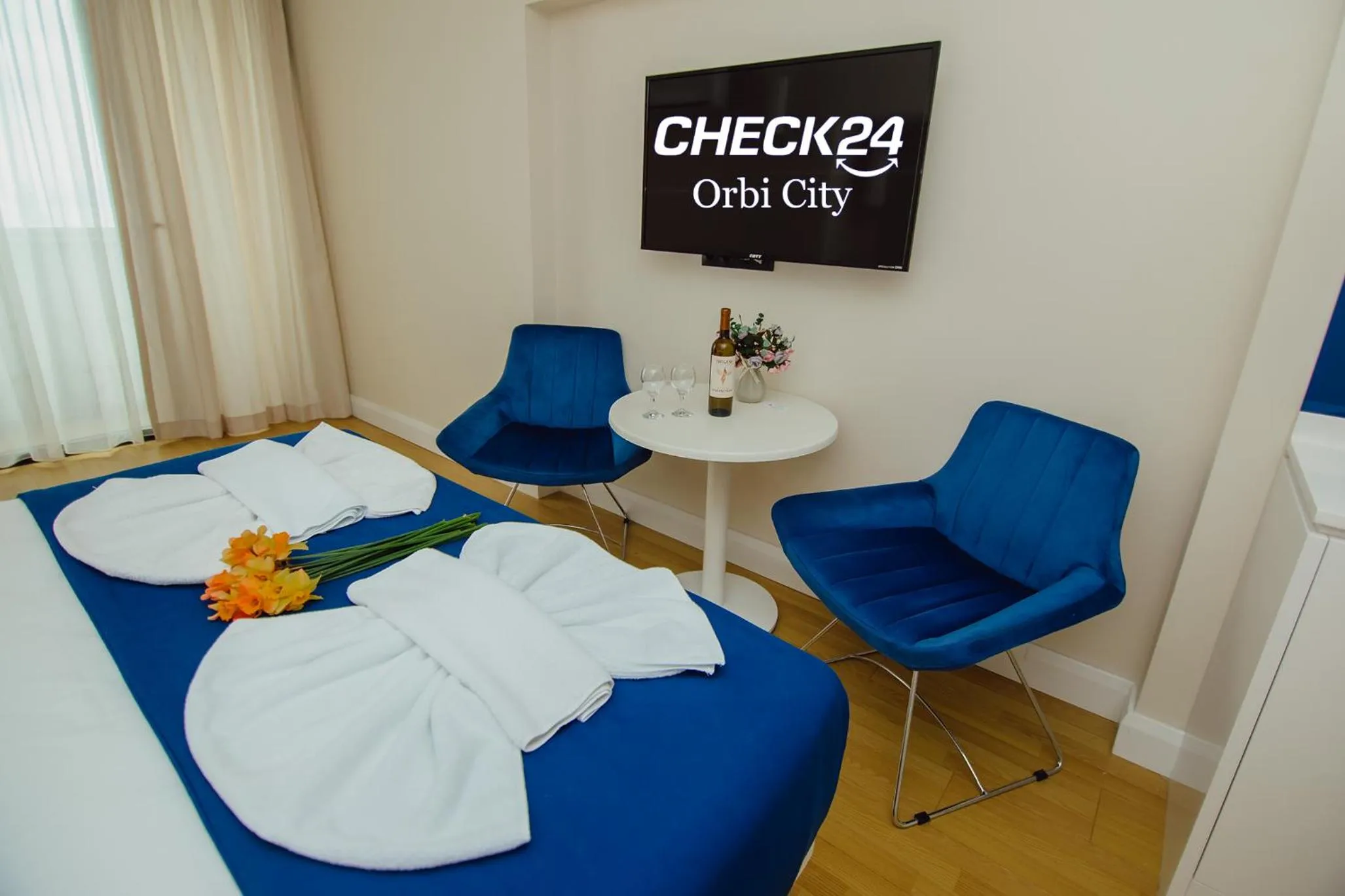 Bed in CHECK 24 orbi city