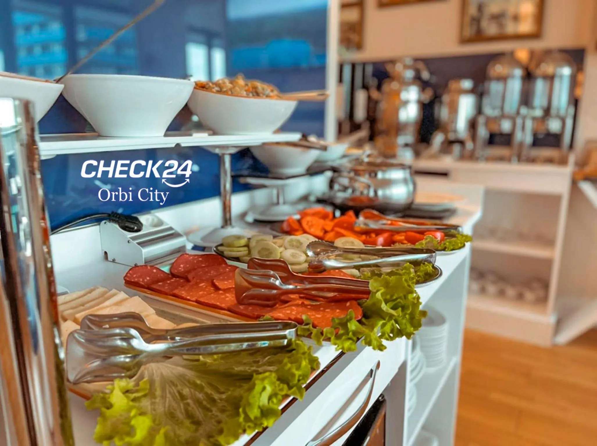 Food in CHECK 24 orbi city