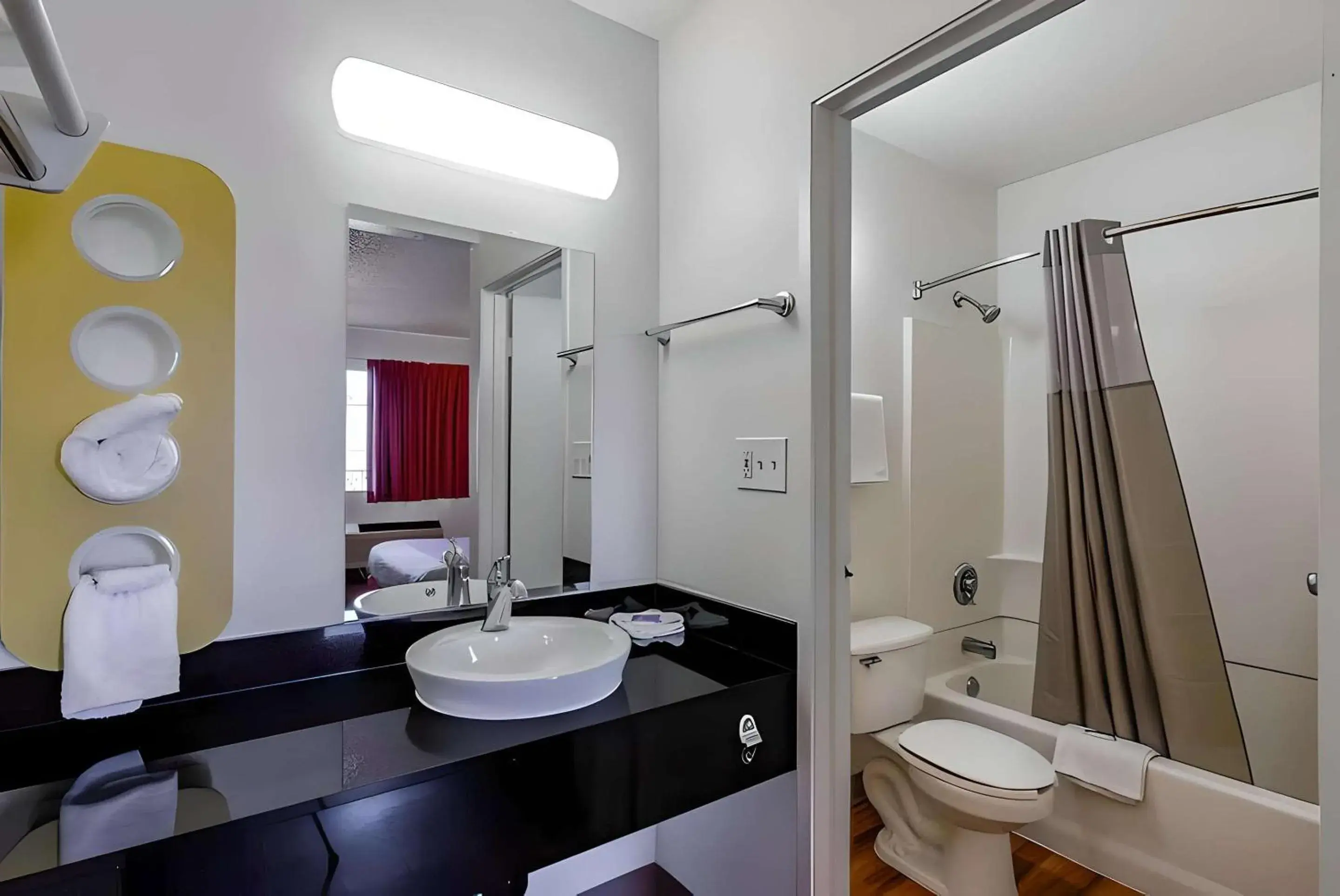 Bedroom, Bathroom in Motel 6-Modesto, CA Bedroom, Bathroom in Motel 6-Modesto, CA