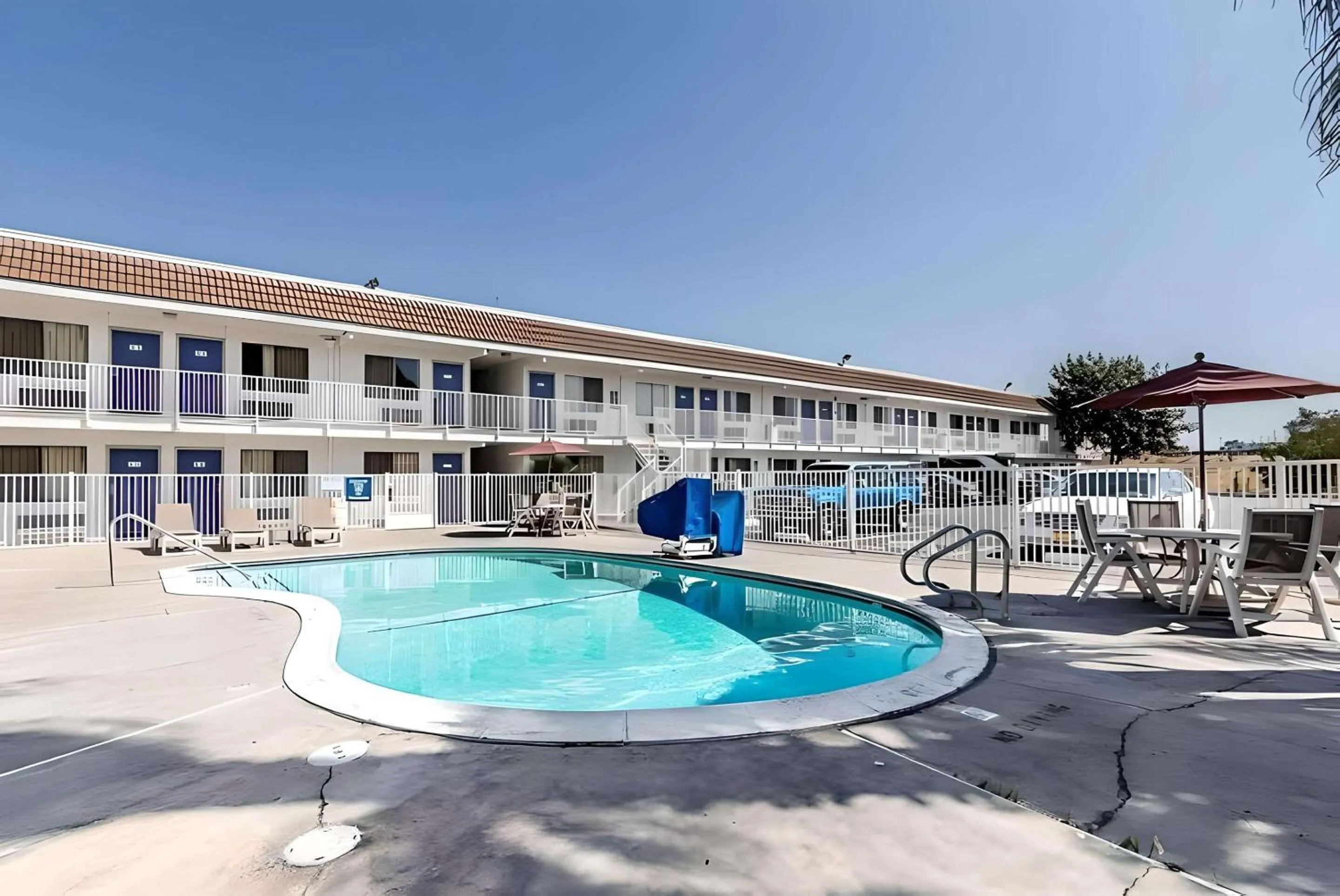Swimming Pool in Motel 6-Modesto, CA