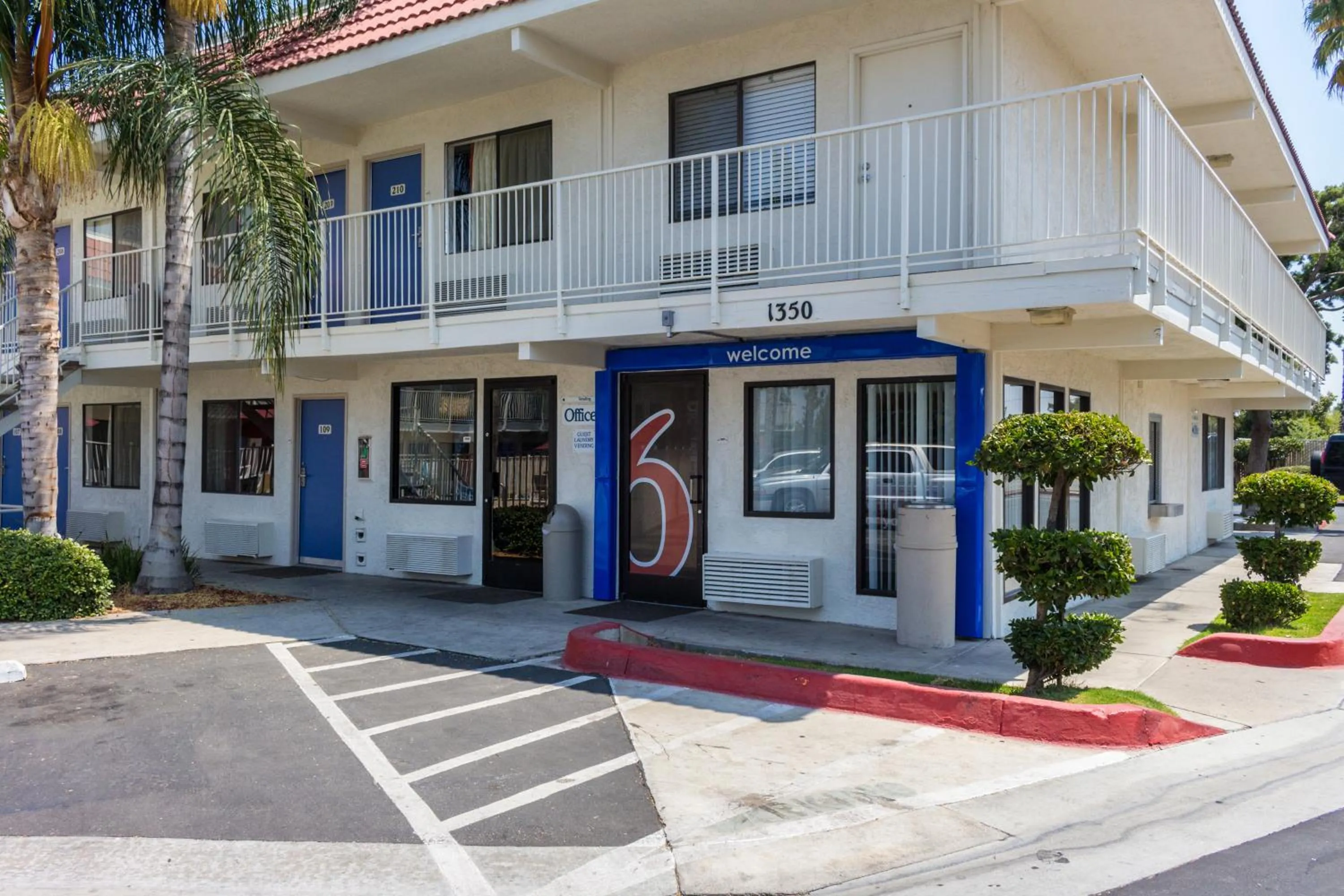 Property building in Motel 6 Bakersfield, CA - Convention Center