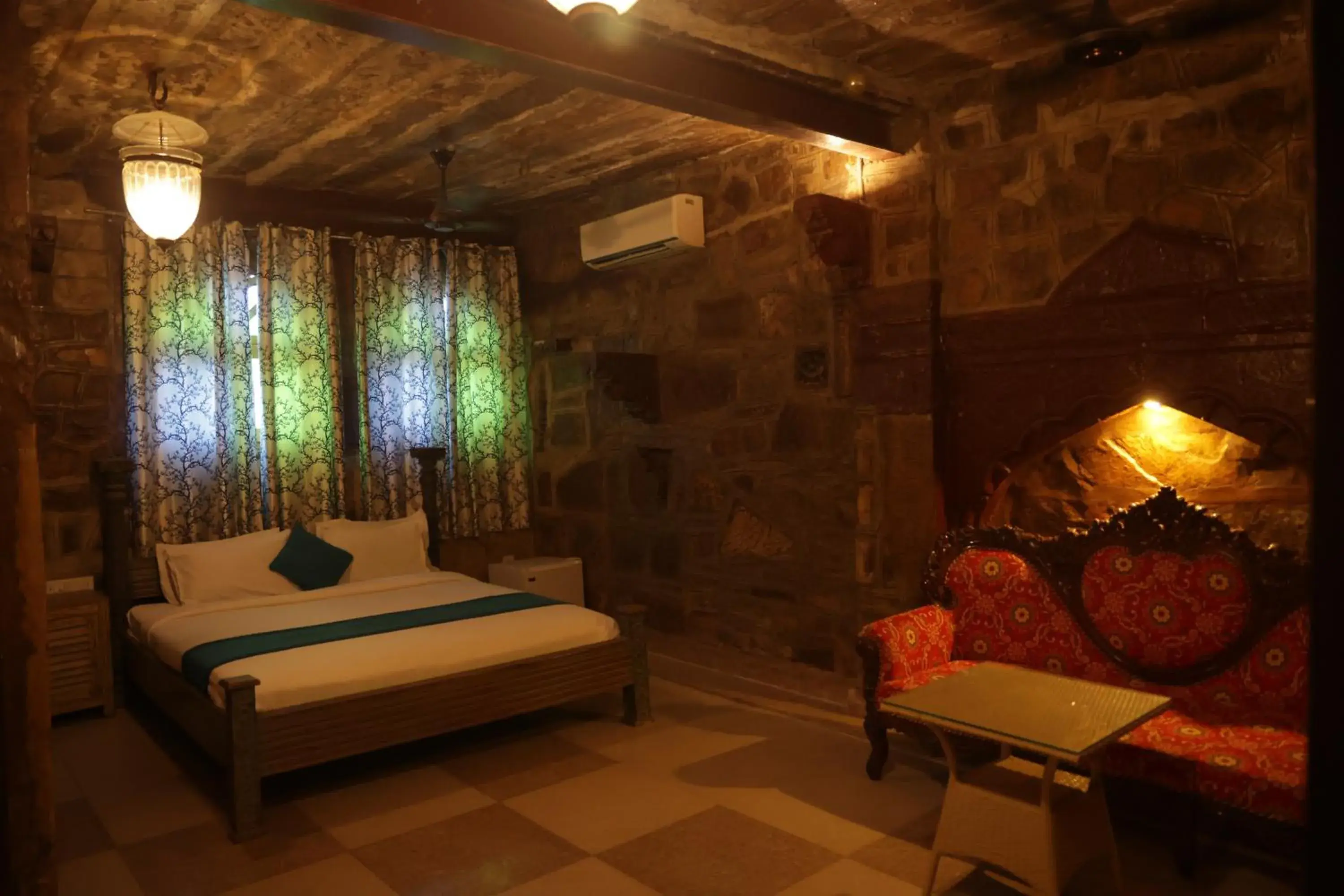 Junior Suite with Canal View in JHANKAR Haveli Junior Suite with Canal View in JHANKAR Haveli