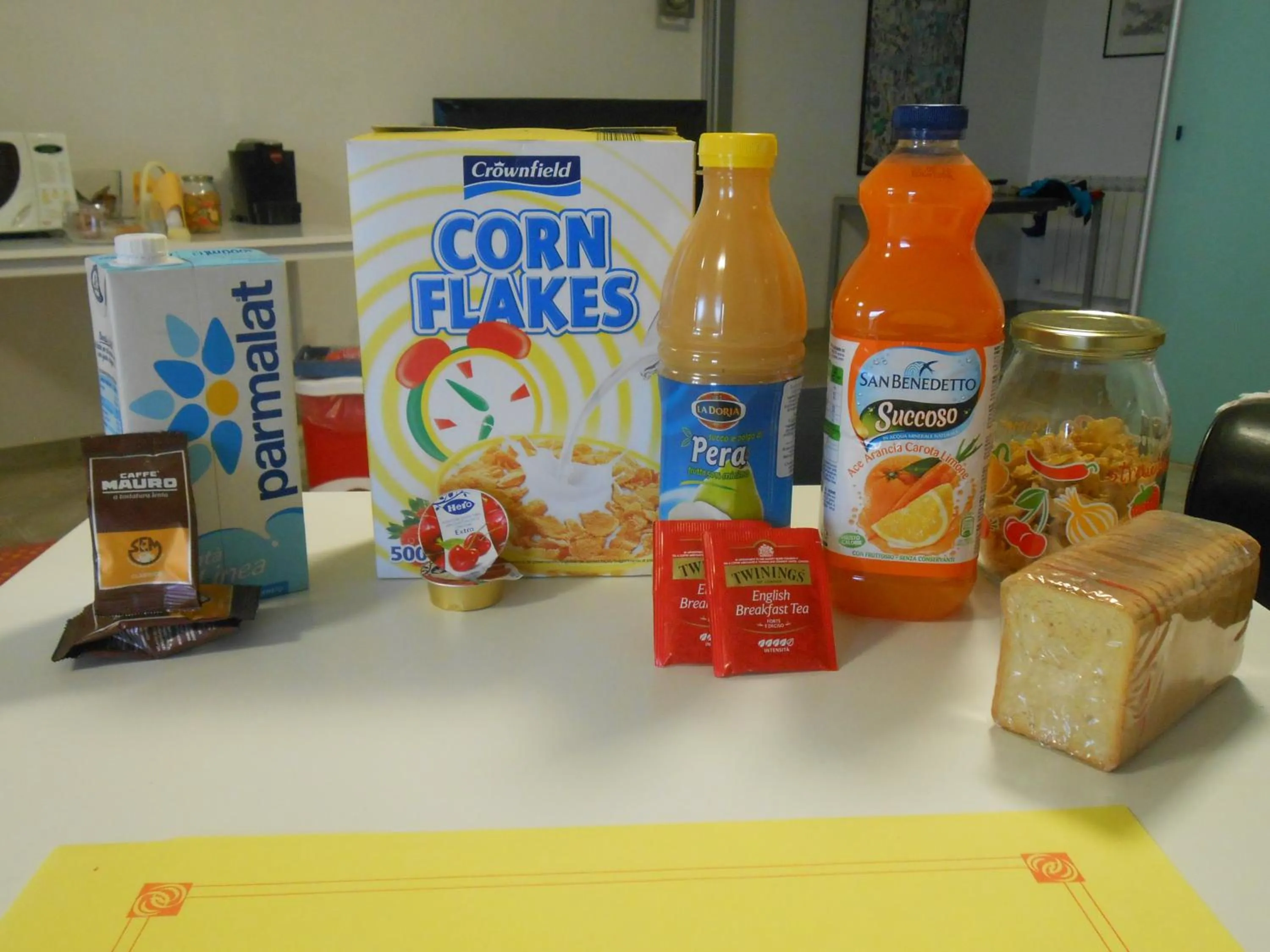 Food and drinks in B&B dormirereggiocalabria