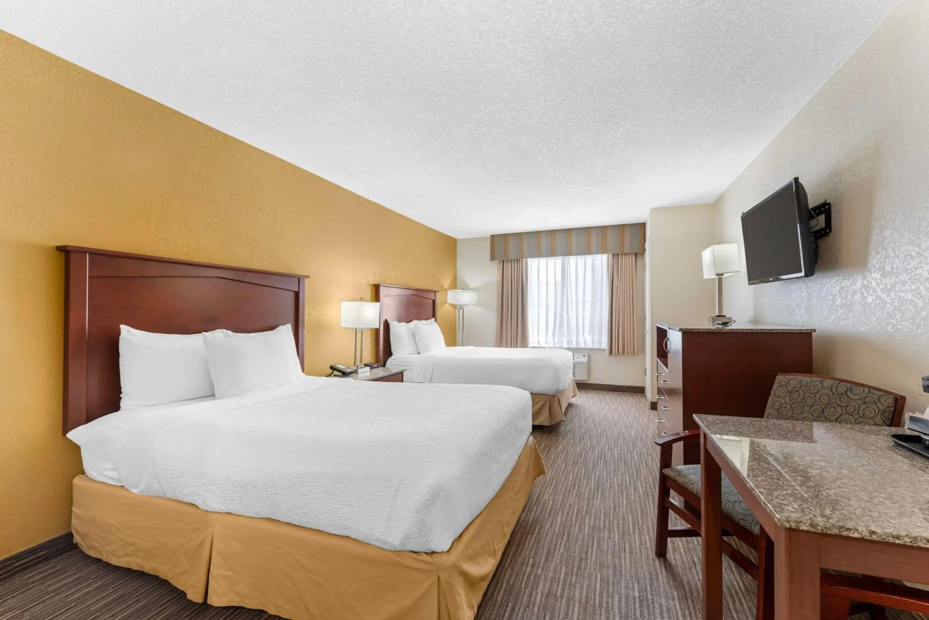 Bedroom, Bed in Best Western Executive Inn & Suites Bedroom, Bed in Best Western Executive Inn & Suites