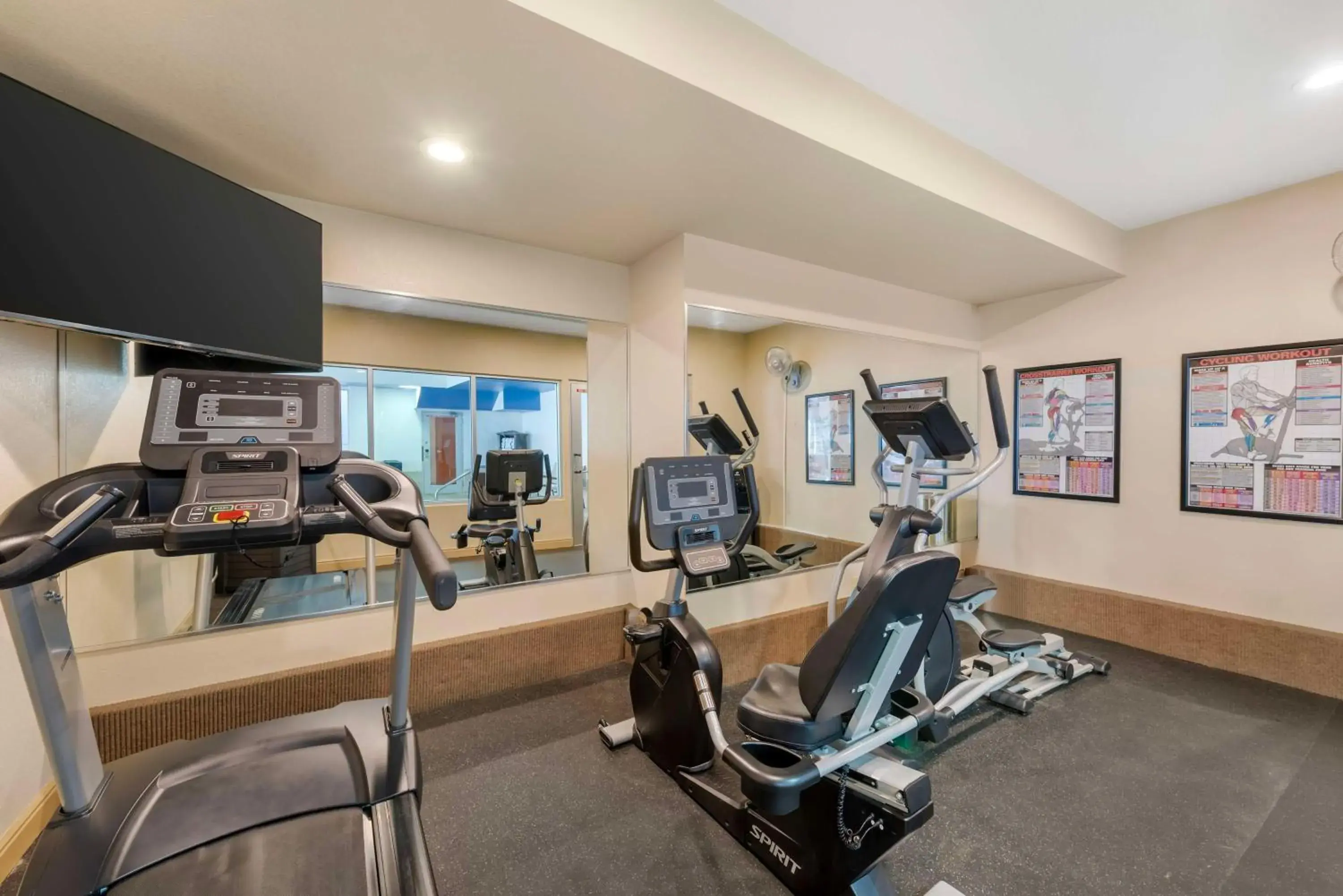 Fitness centre/facilities in Best Western Executive Inn & Suites Fitness centre/facilities in Best Western Executive Inn & Suites
