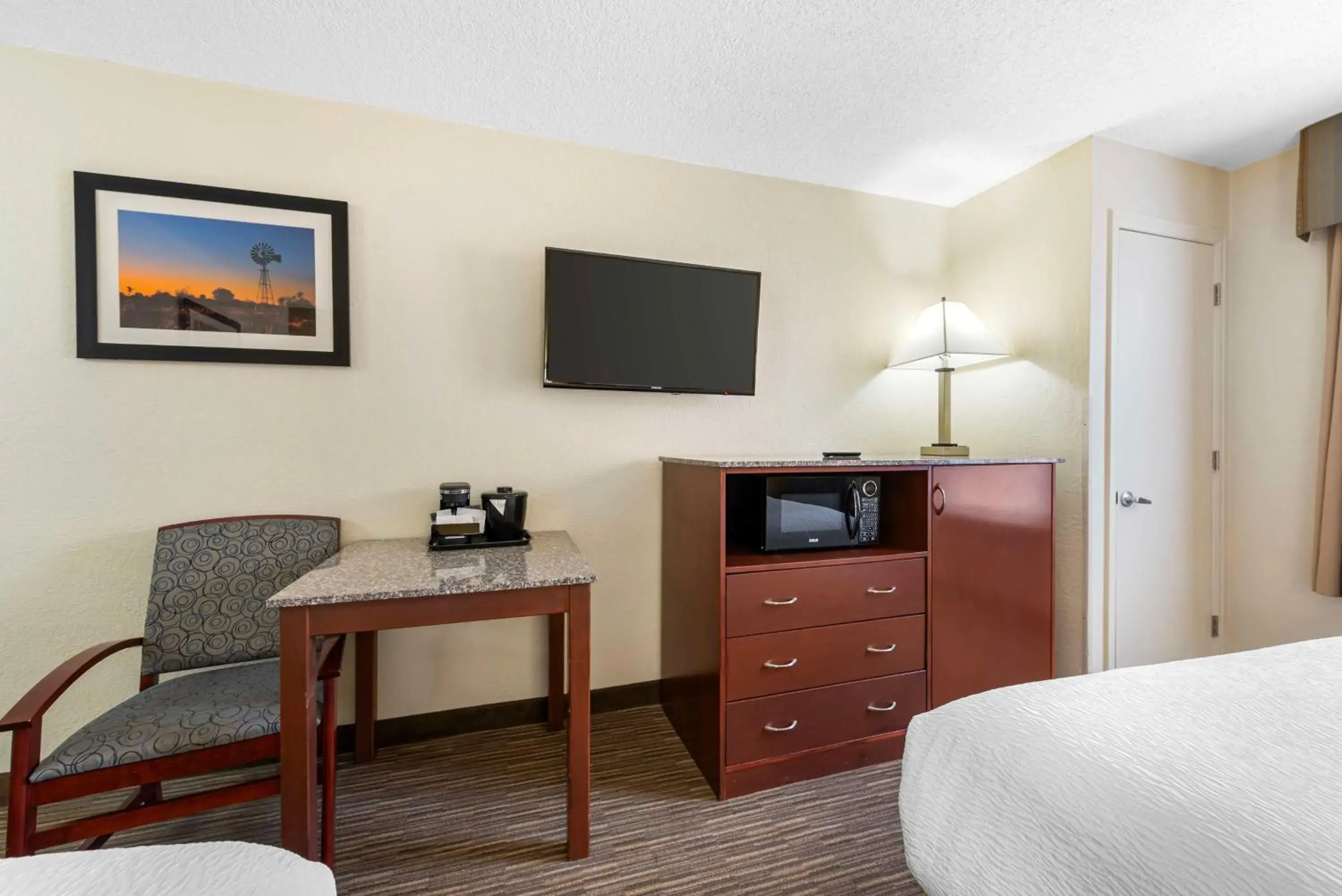 Bedroom, Bed in Best Western Executive Inn & Suites Bedroom, Bed in Best Western Executive Inn & Suites