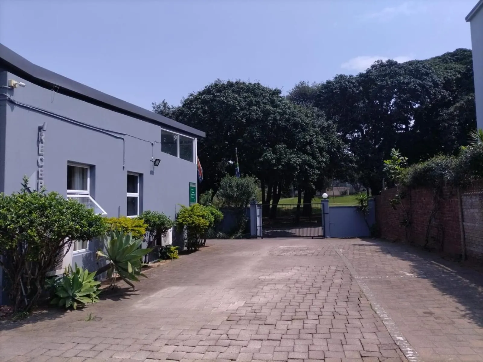 Essenwood Park Hotel