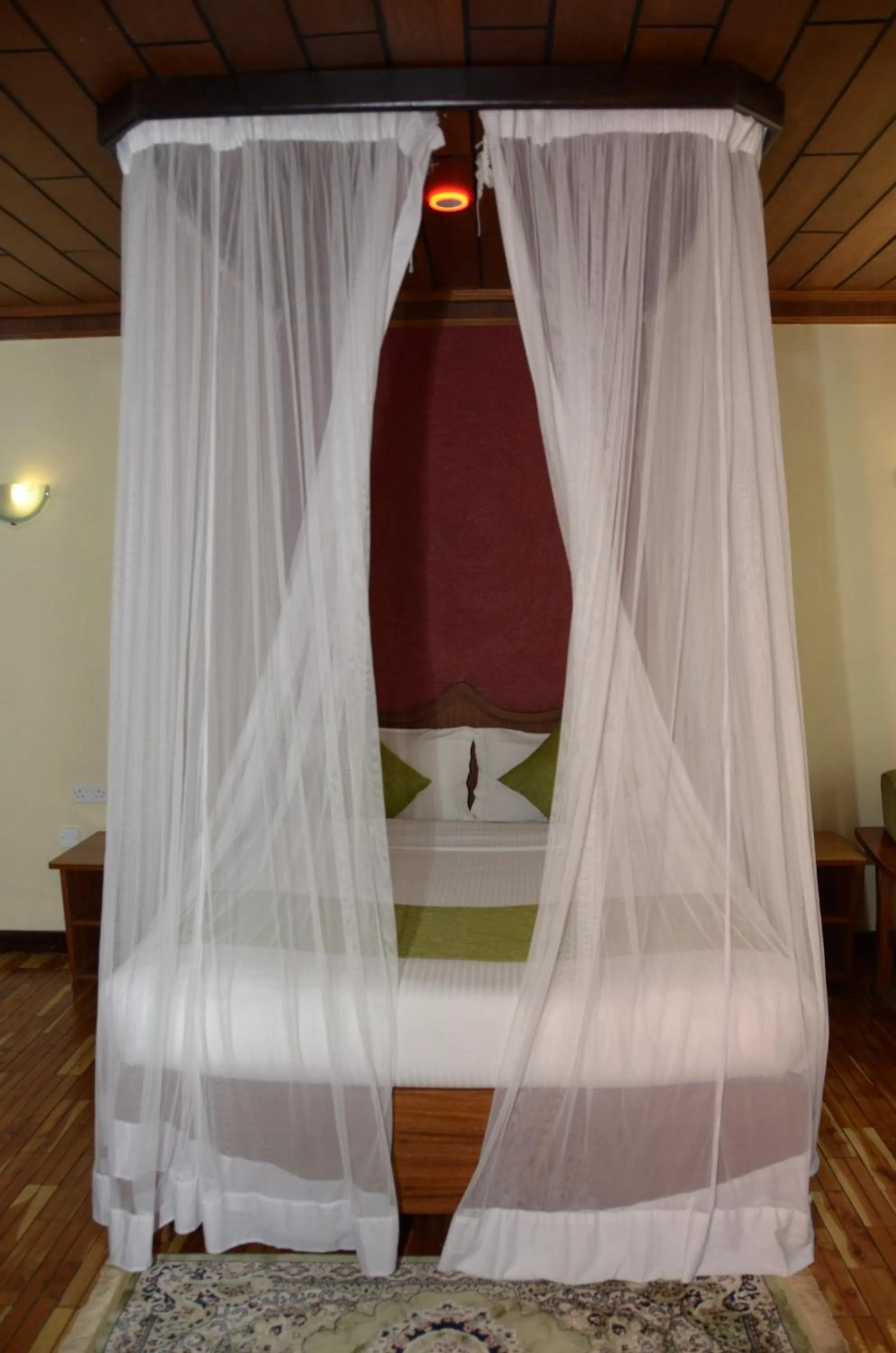 Bed in The Noble Hotel & Conference Centre