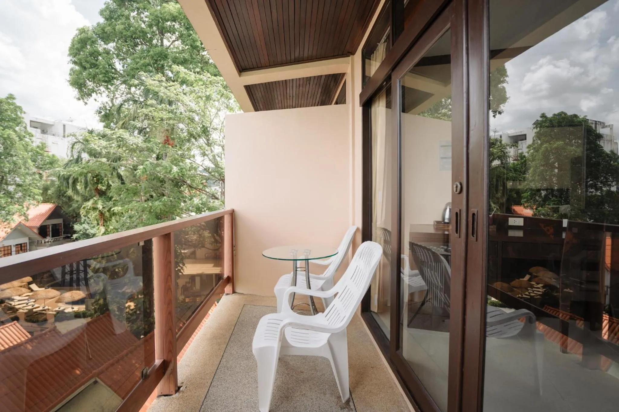 Balcony/Terrace in Club Bamboo Boutique Patong Beach Resort