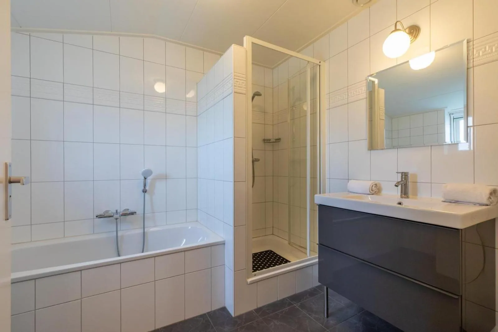 Welcome in - Sint-Anthonijshoek, studio's met eigen tuin, theeschenkerij en pluktuin