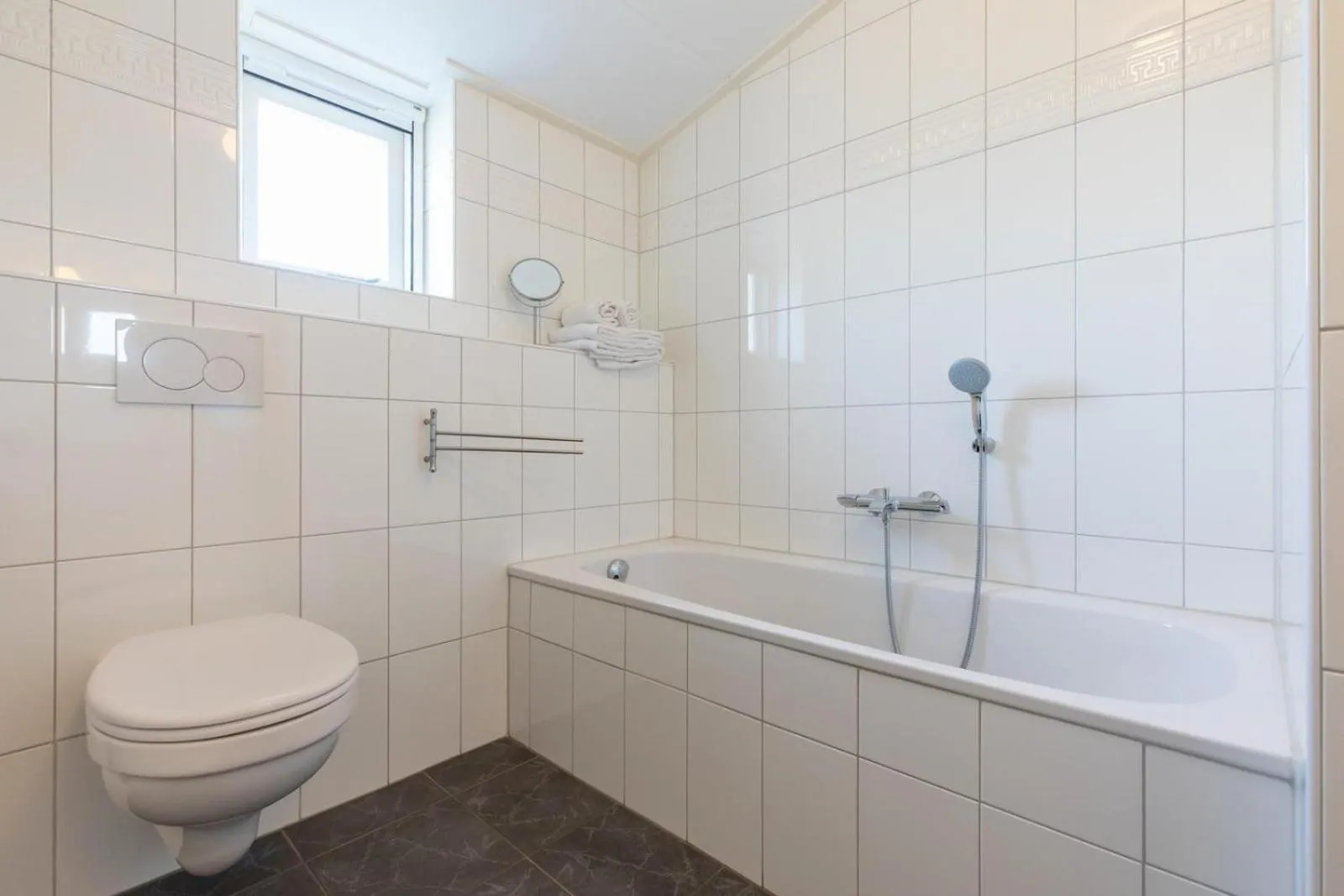 Welcome in - Sint-Anthonijshoek, studio's met eigen tuin, theeschenkerij en pluktuin