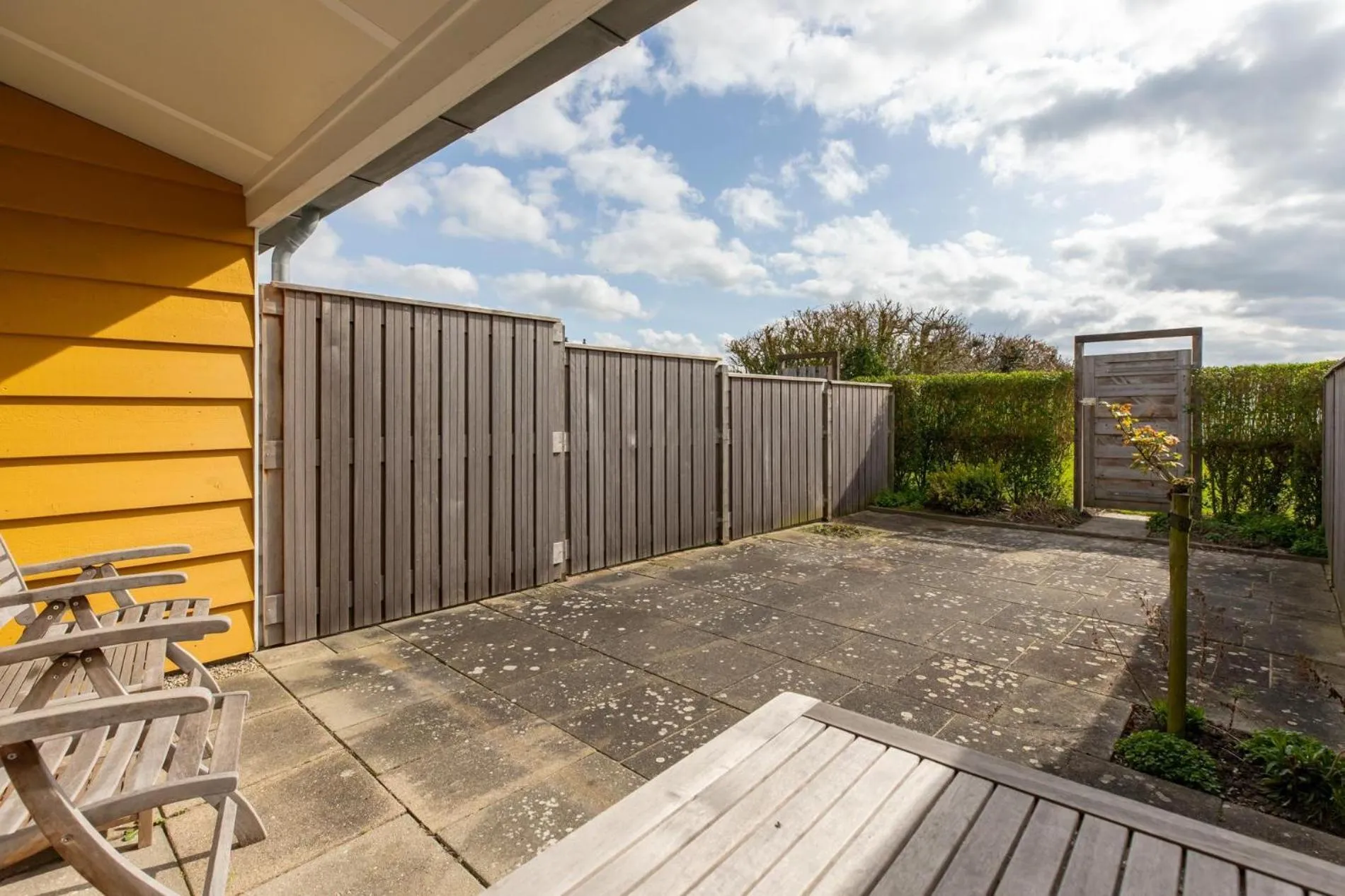 Welcome in - Sint-Anthonijshoek, studio's met eigen tuin, theeschenkerij en pluktuin