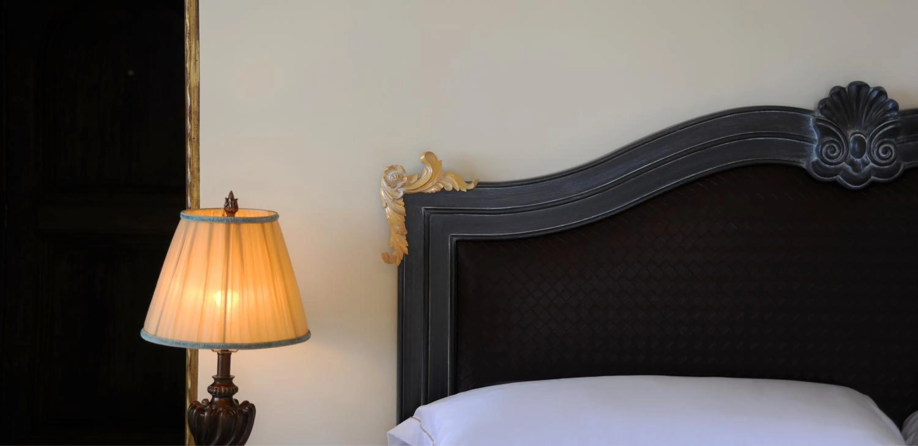 Decorative detail in Byblos Sur Mer