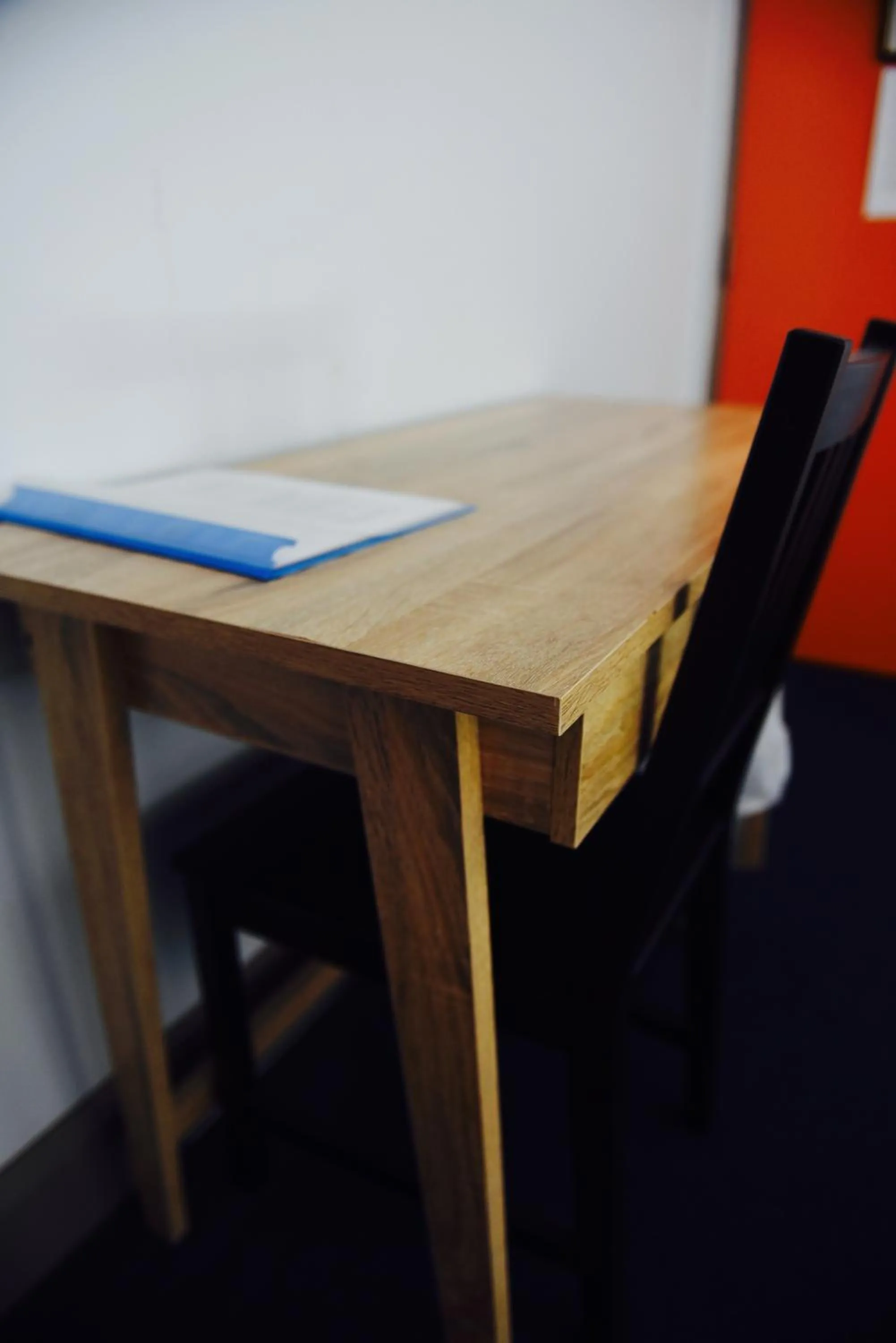 Area and facilities in The Emperors Crown Hostel