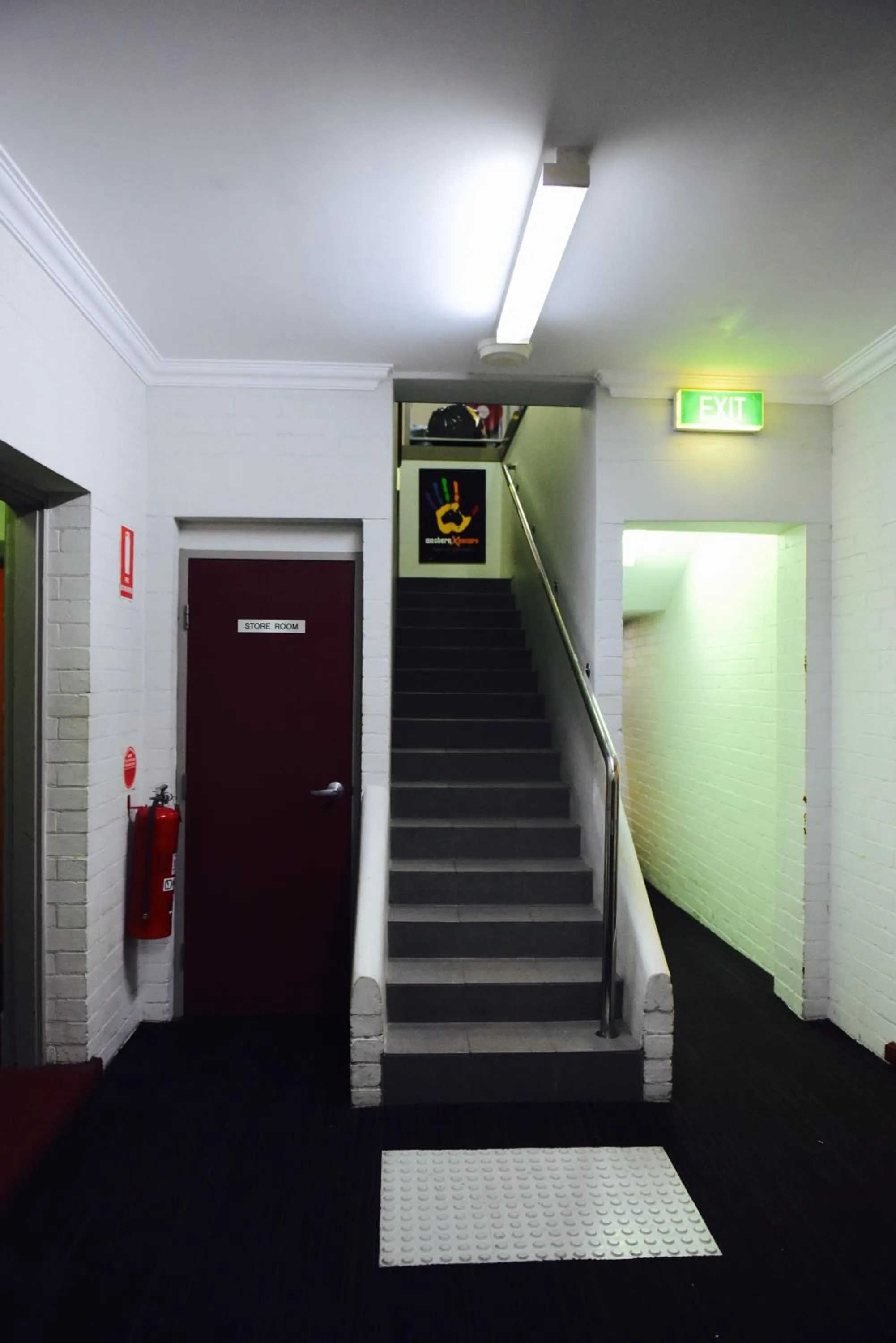 Area and facilities in The Emperors Crown Hostel