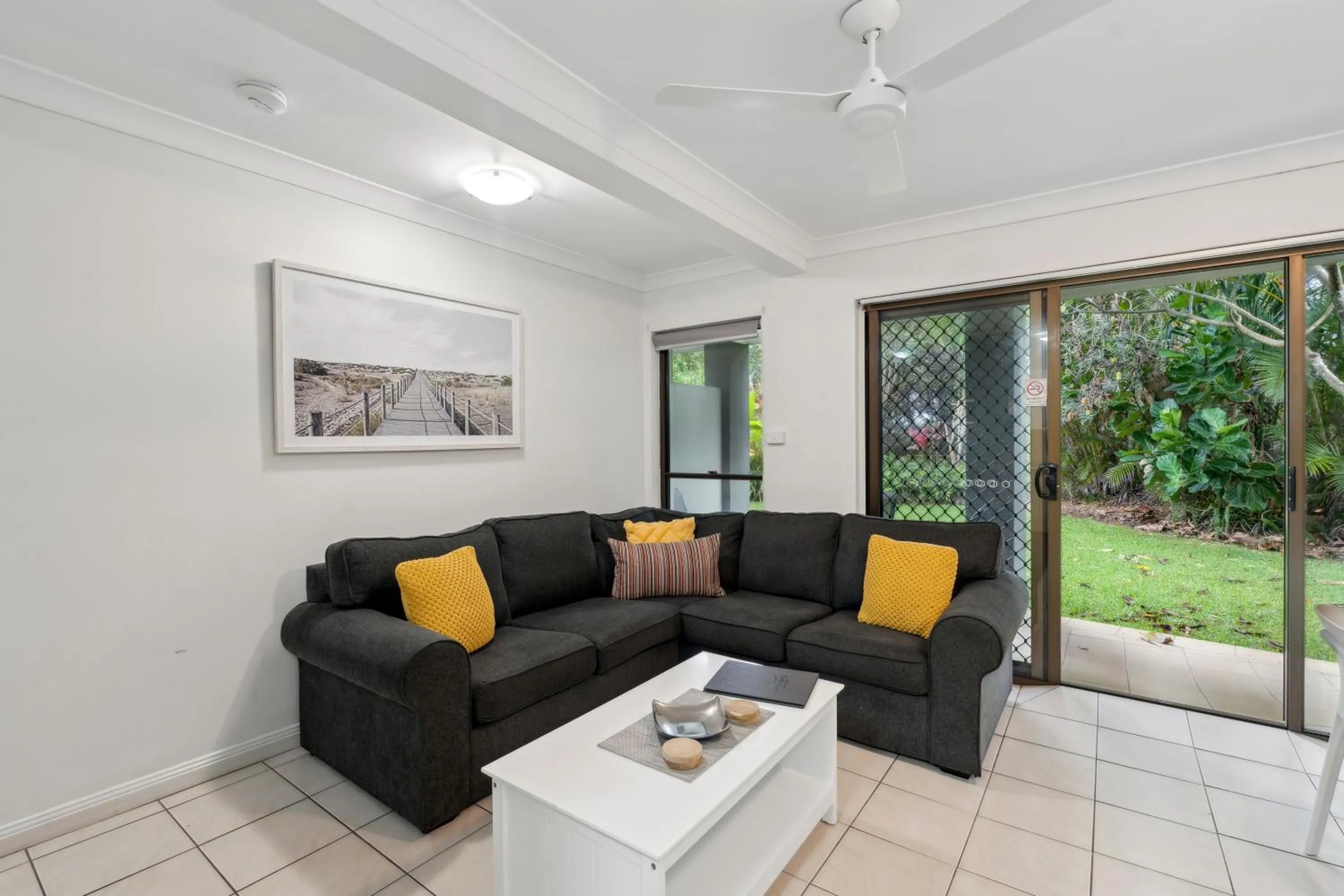 Living room in Smugglers On The Beach