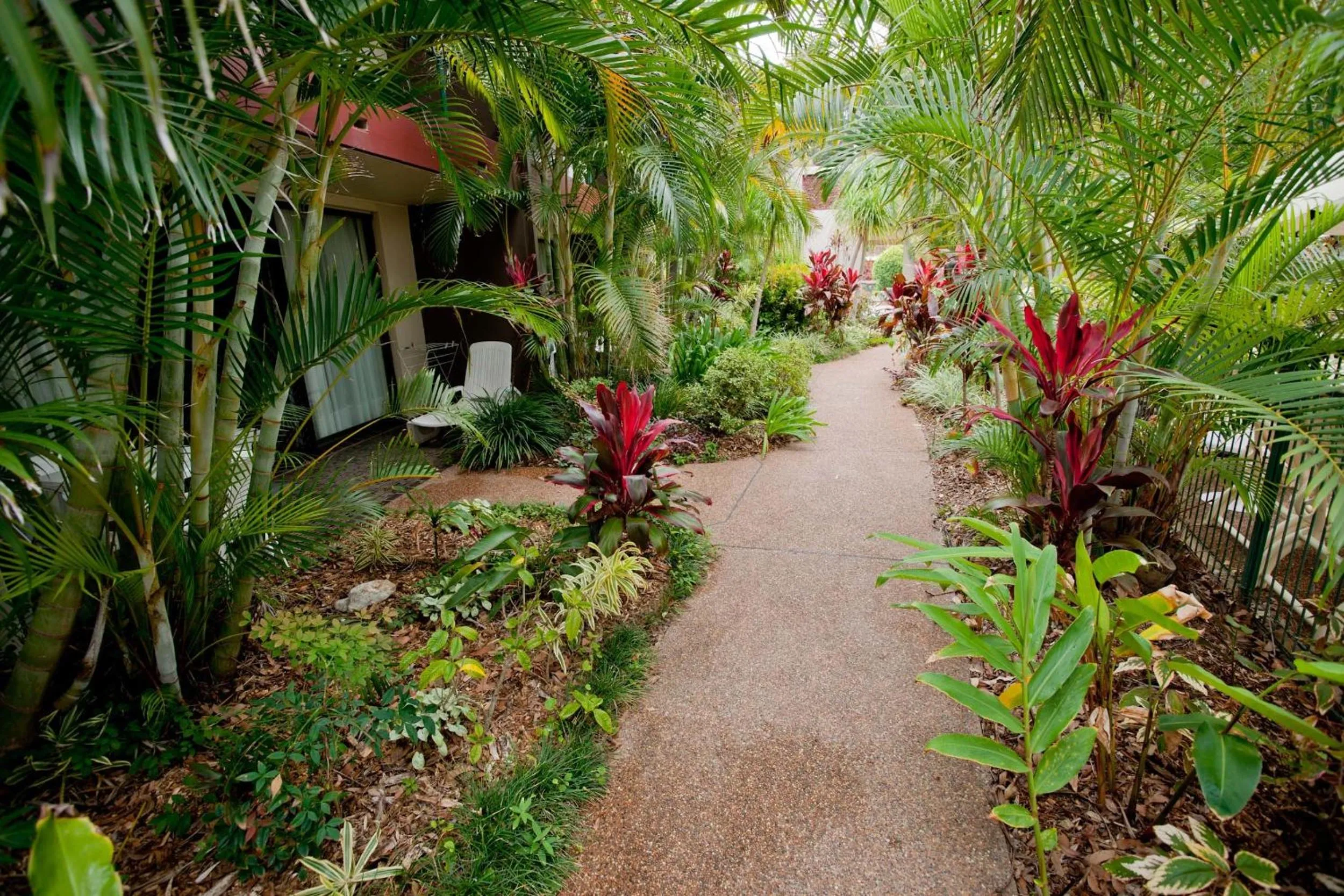 Garden in Smugglers On The Beach