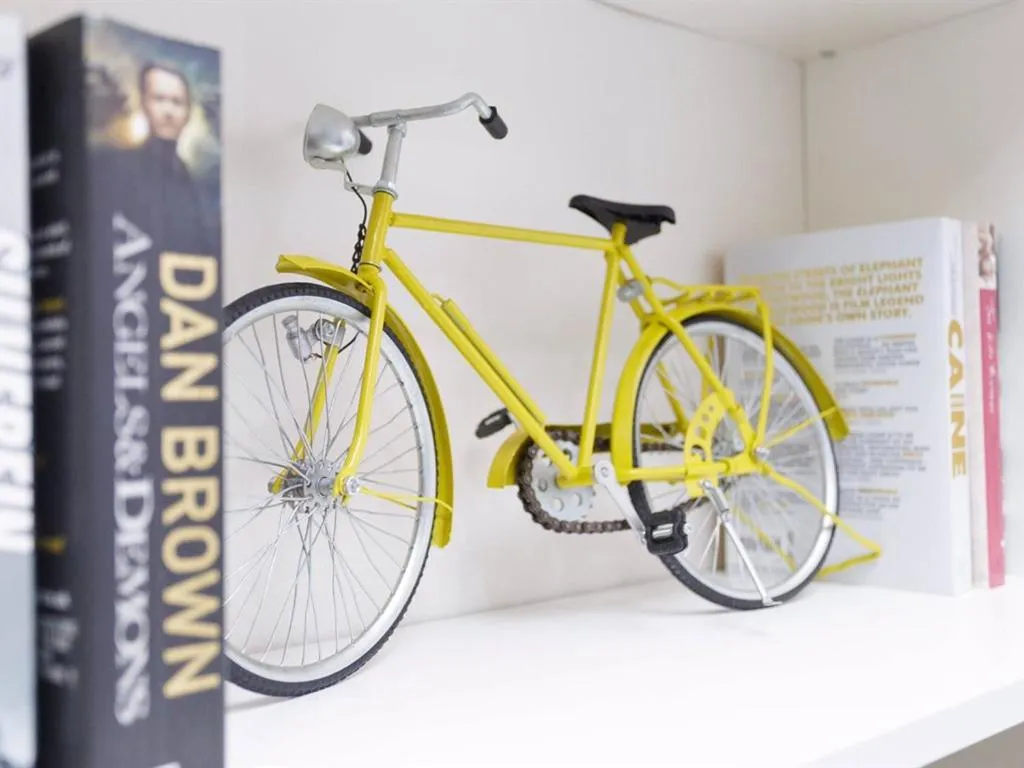 Bedroom in Berkley Studio