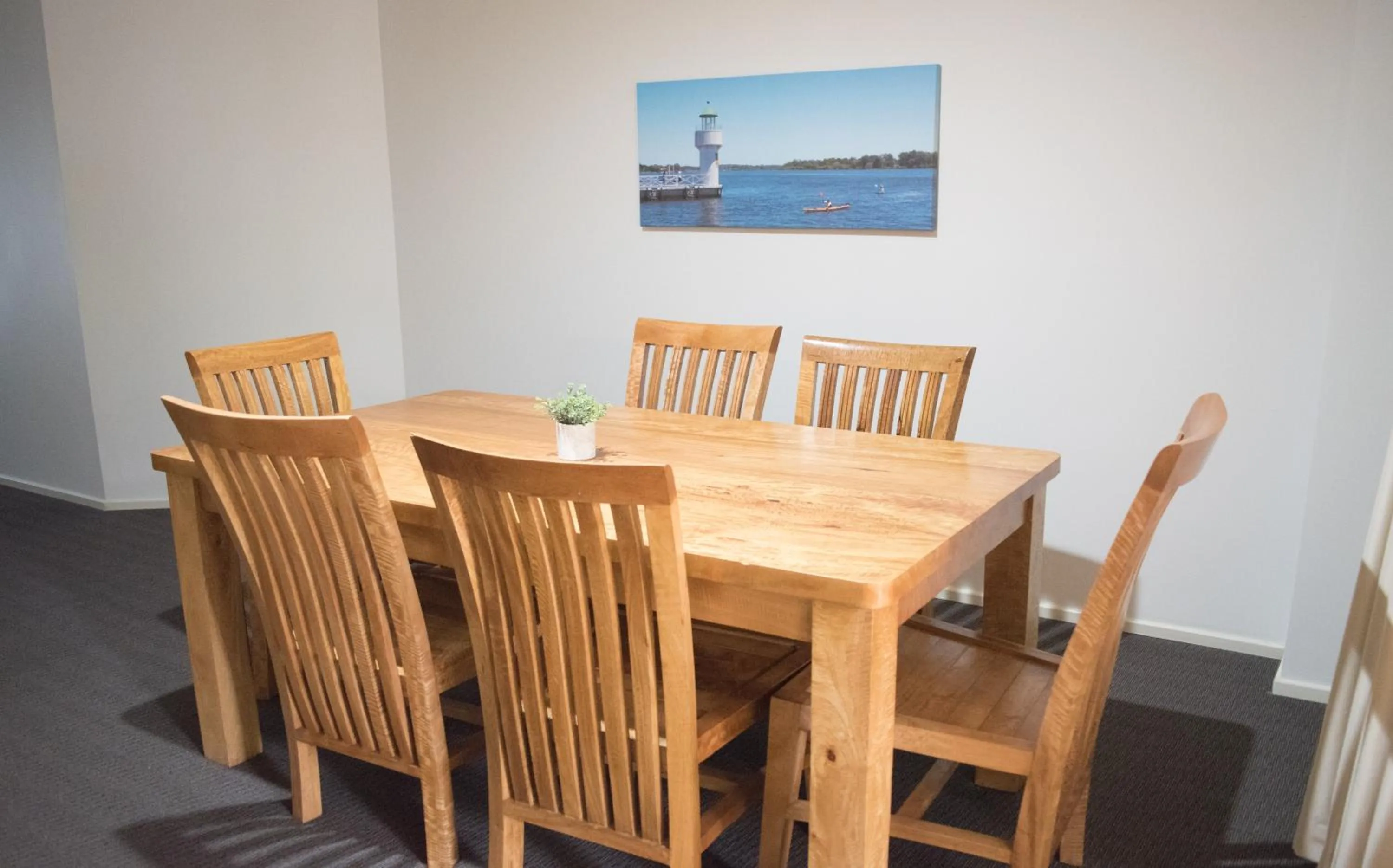 Seating area in Beachside Holiday Apartments