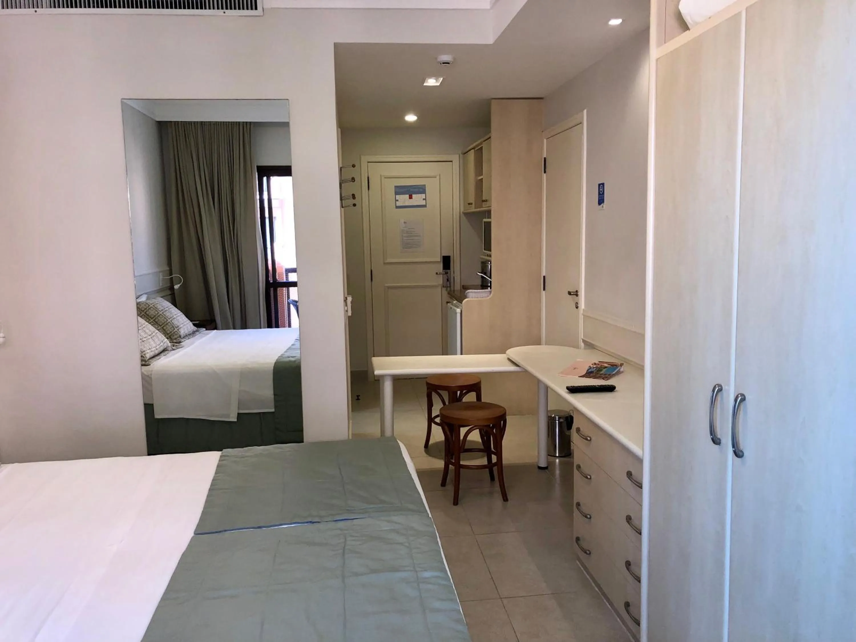 Bed in Flat Partic Hotel Jurere Beach Village