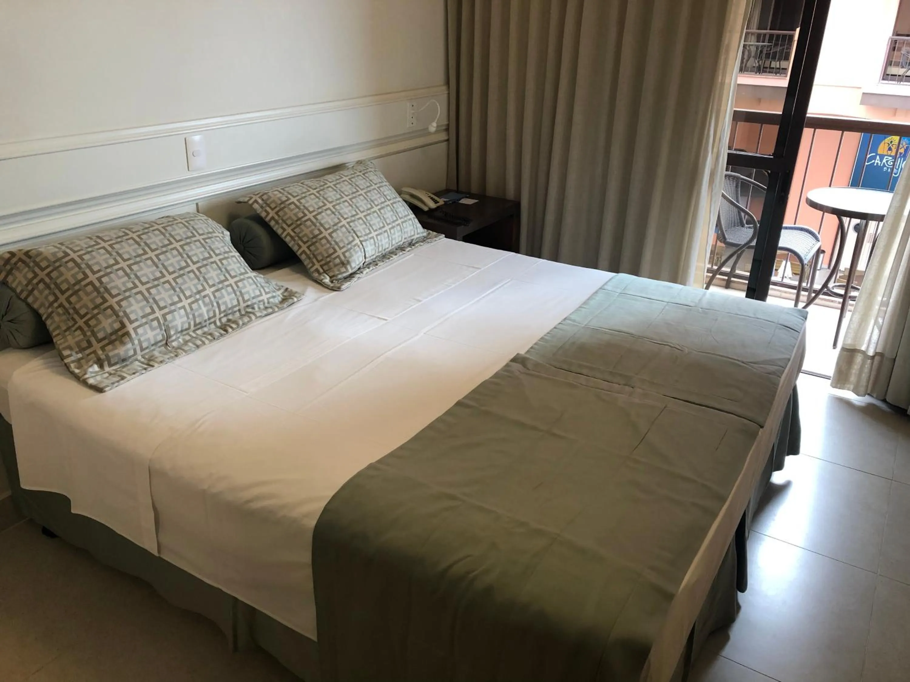 Bed in Flat Partic Hotel Jurere Beach Village