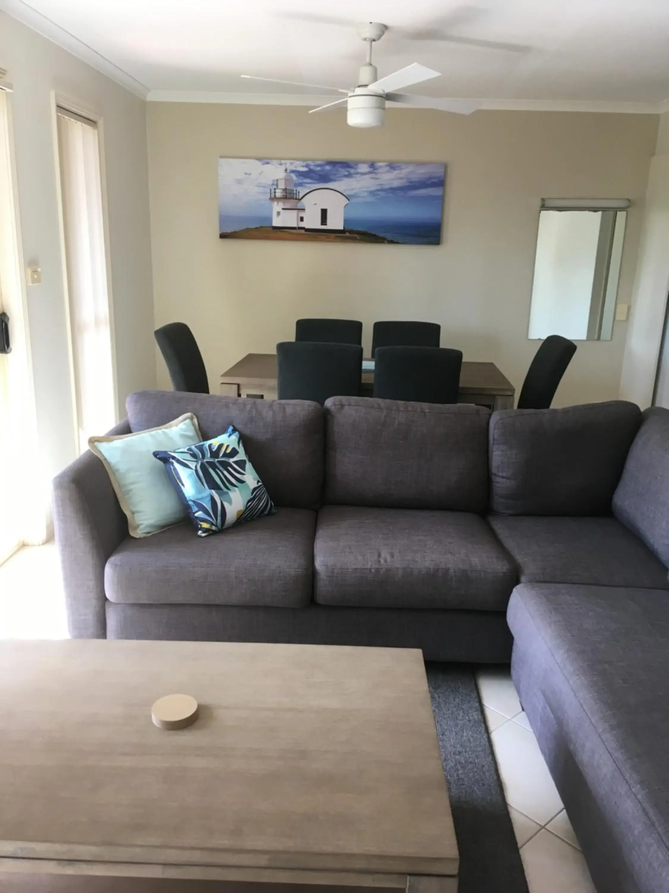 One-Bedroom Apartment with Spa Bath in Town Beach Beachcomber Resort One-Bedroom Apartment with Spa Bath in Town Beach Beachcomber Resort