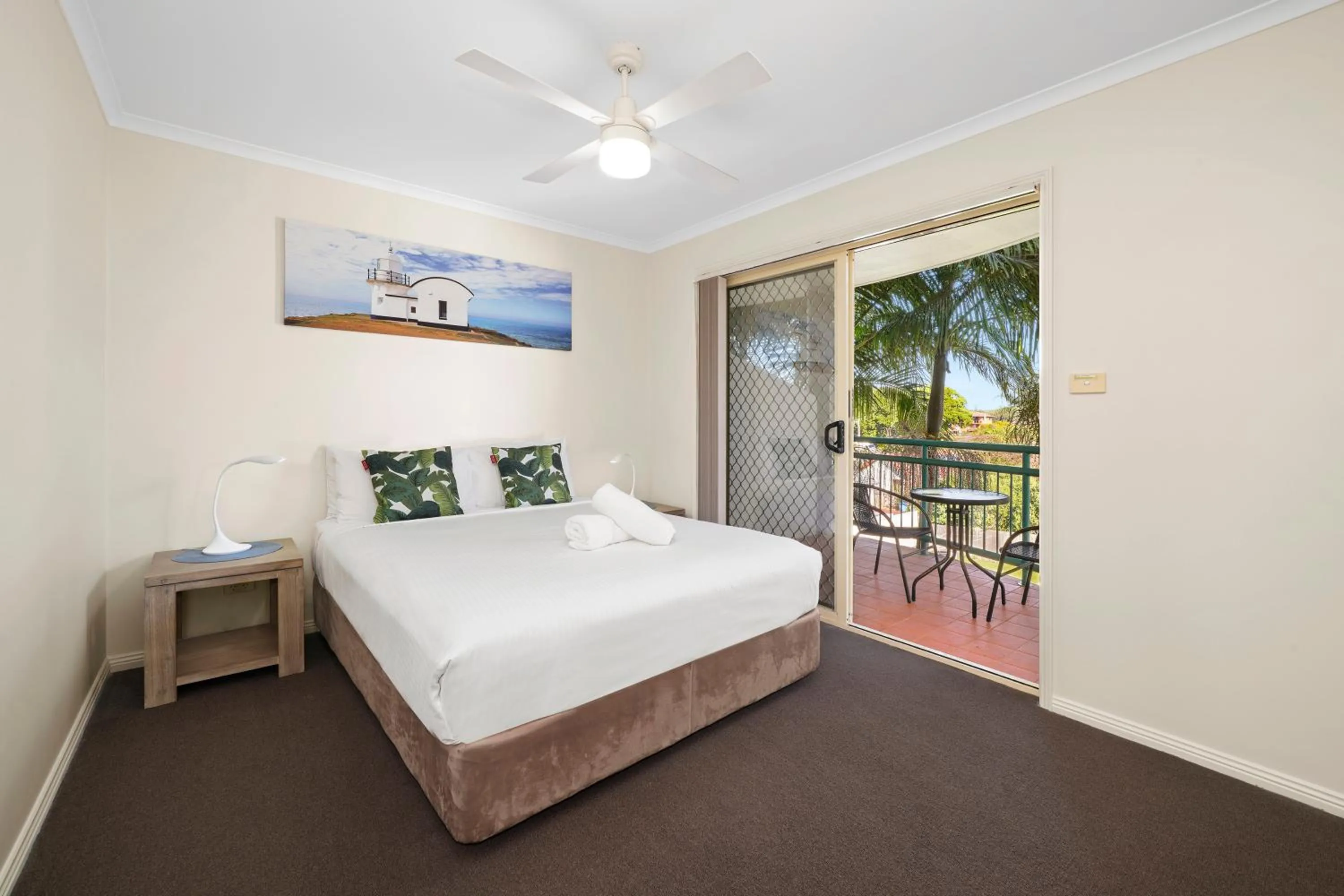 Bed in Town Beach Beachcomber Resort