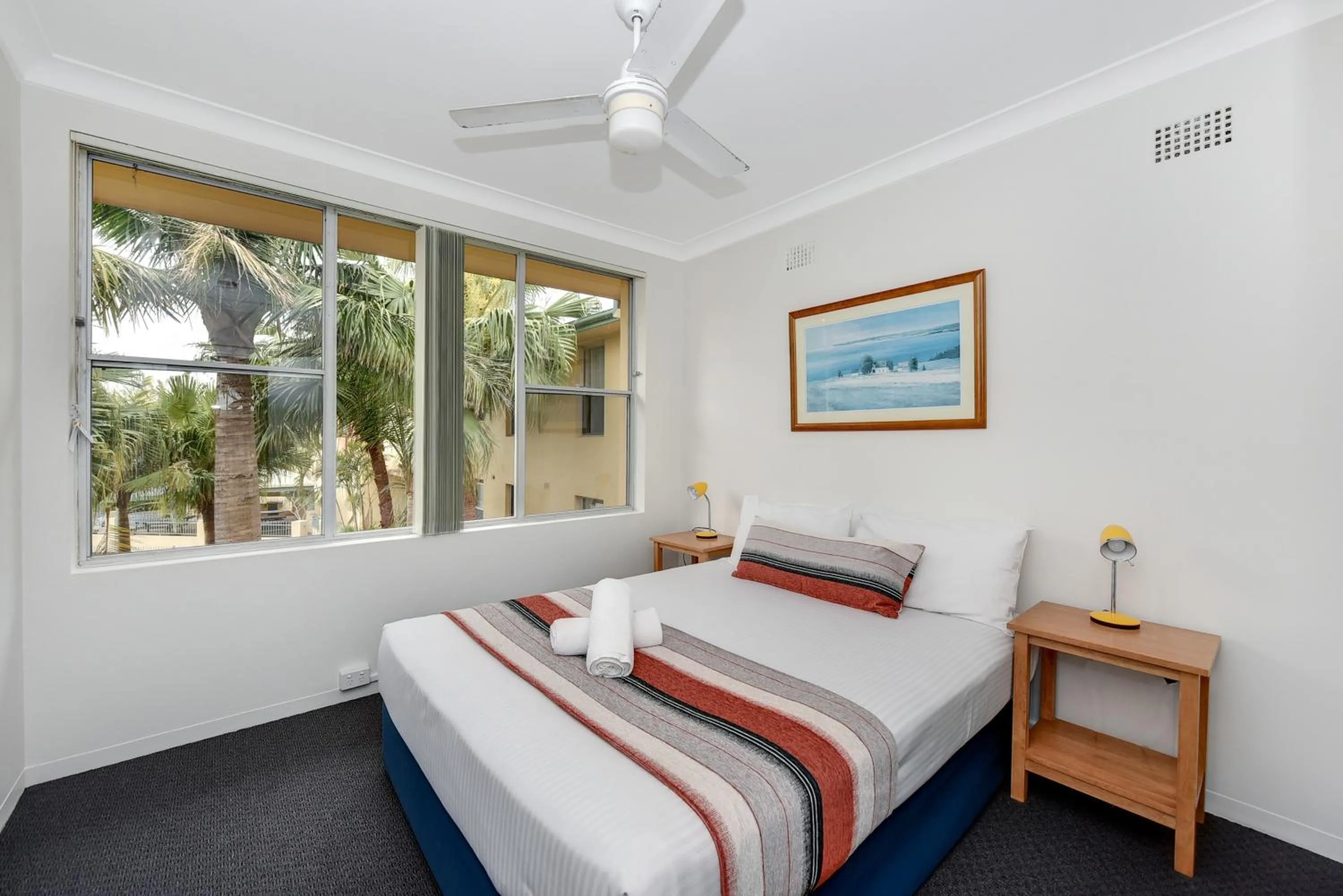 Bed in Oxley Cove Holiday Apartment
