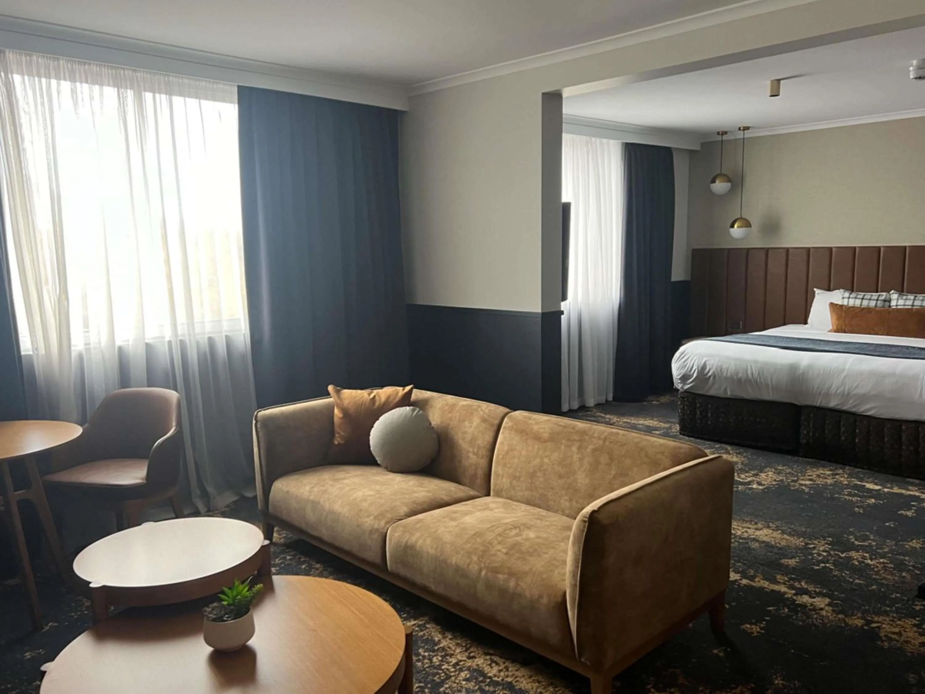 Bedroom, Bed in Mercure Albury