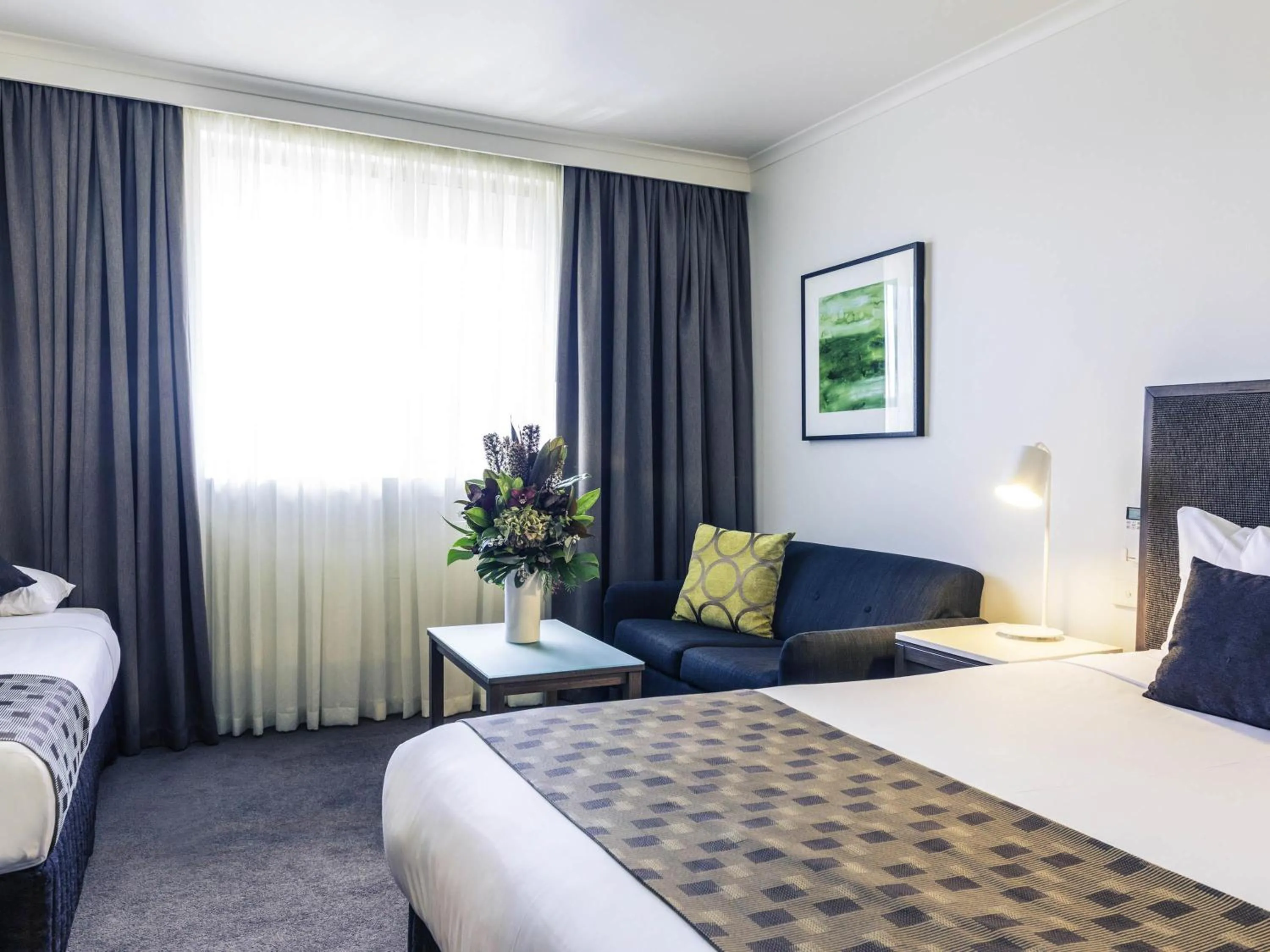 Bedroom, Bed in Mercure Albury