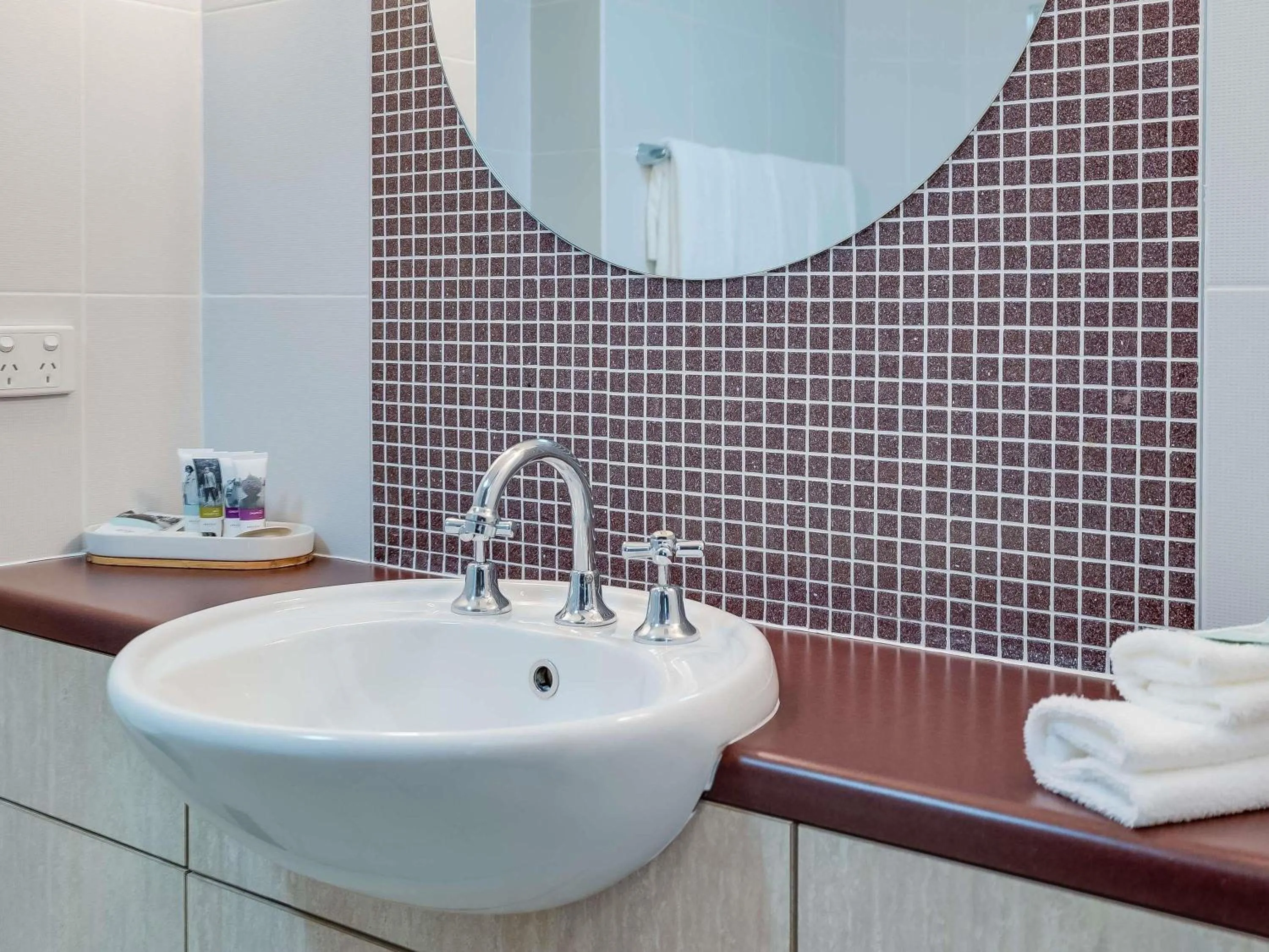 Bedroom in Mercure Albury