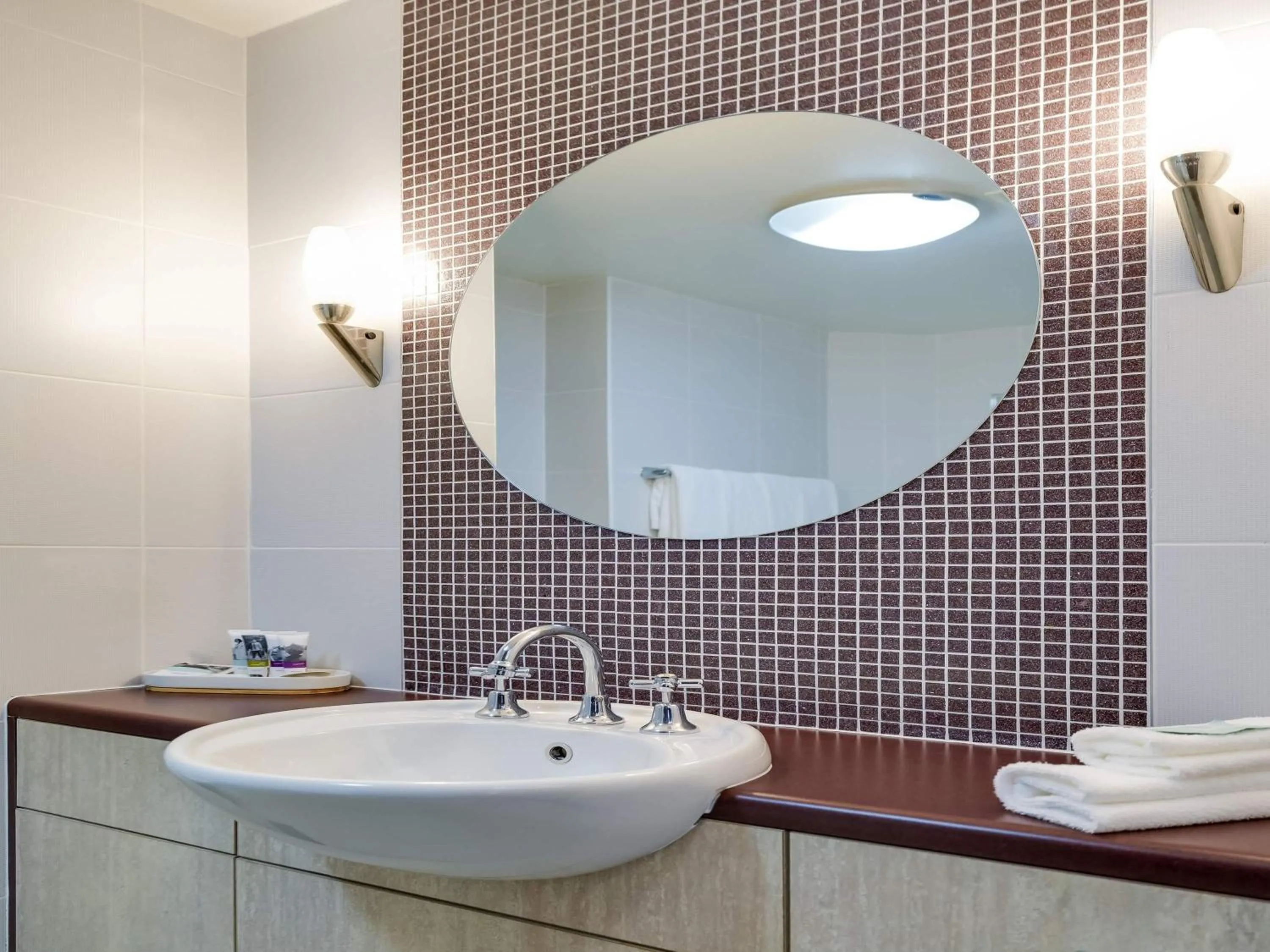 Bedroom in Mercure Albury