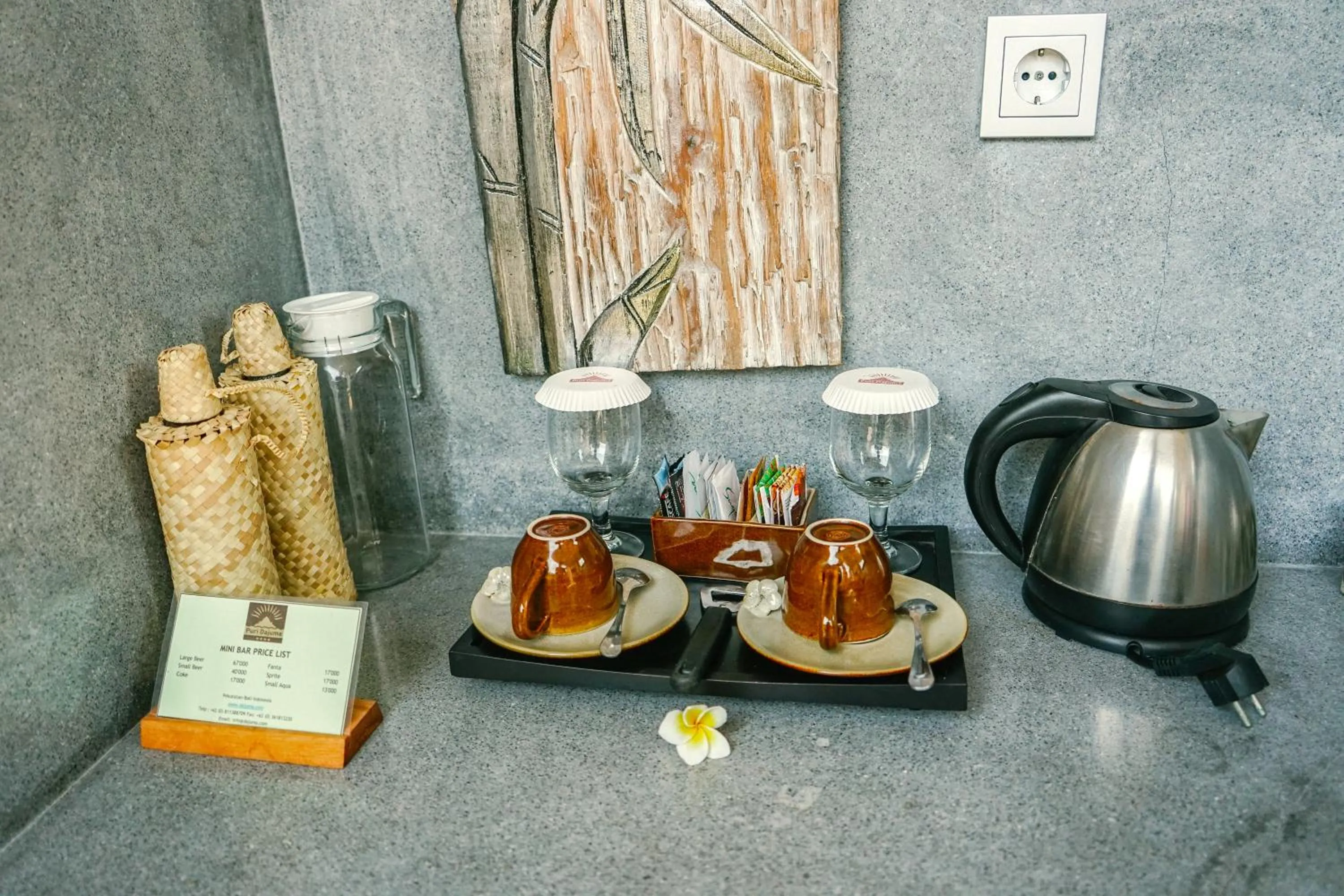 Coffee/tea facilities in Puri Dajuma Beach Eco-Resort & Spa