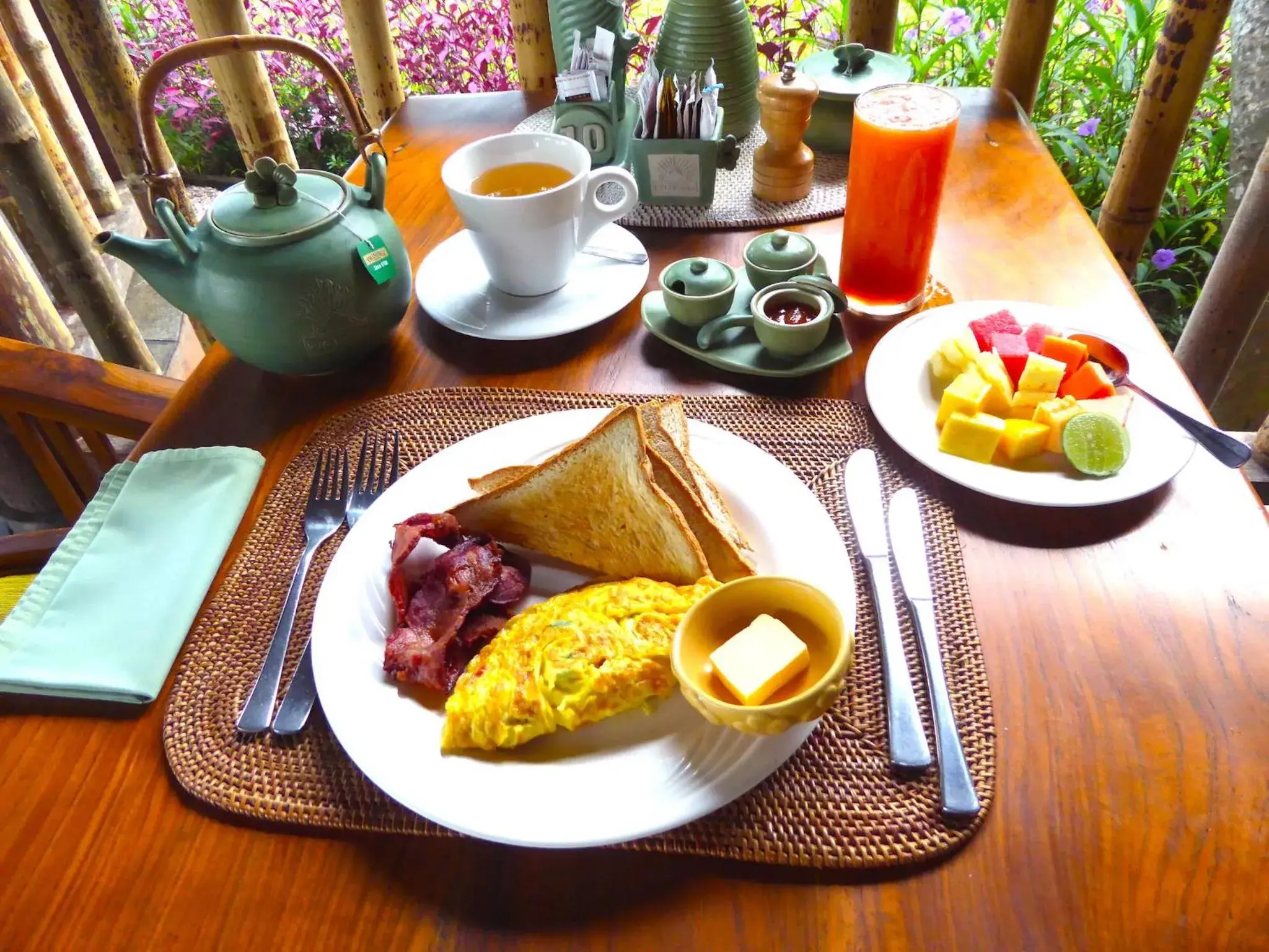 American breakfast in Puri Dajuma Beach Eco-Resort & Spa American breakfast in Puri Dajuma Beach Eco-Resort & Spa