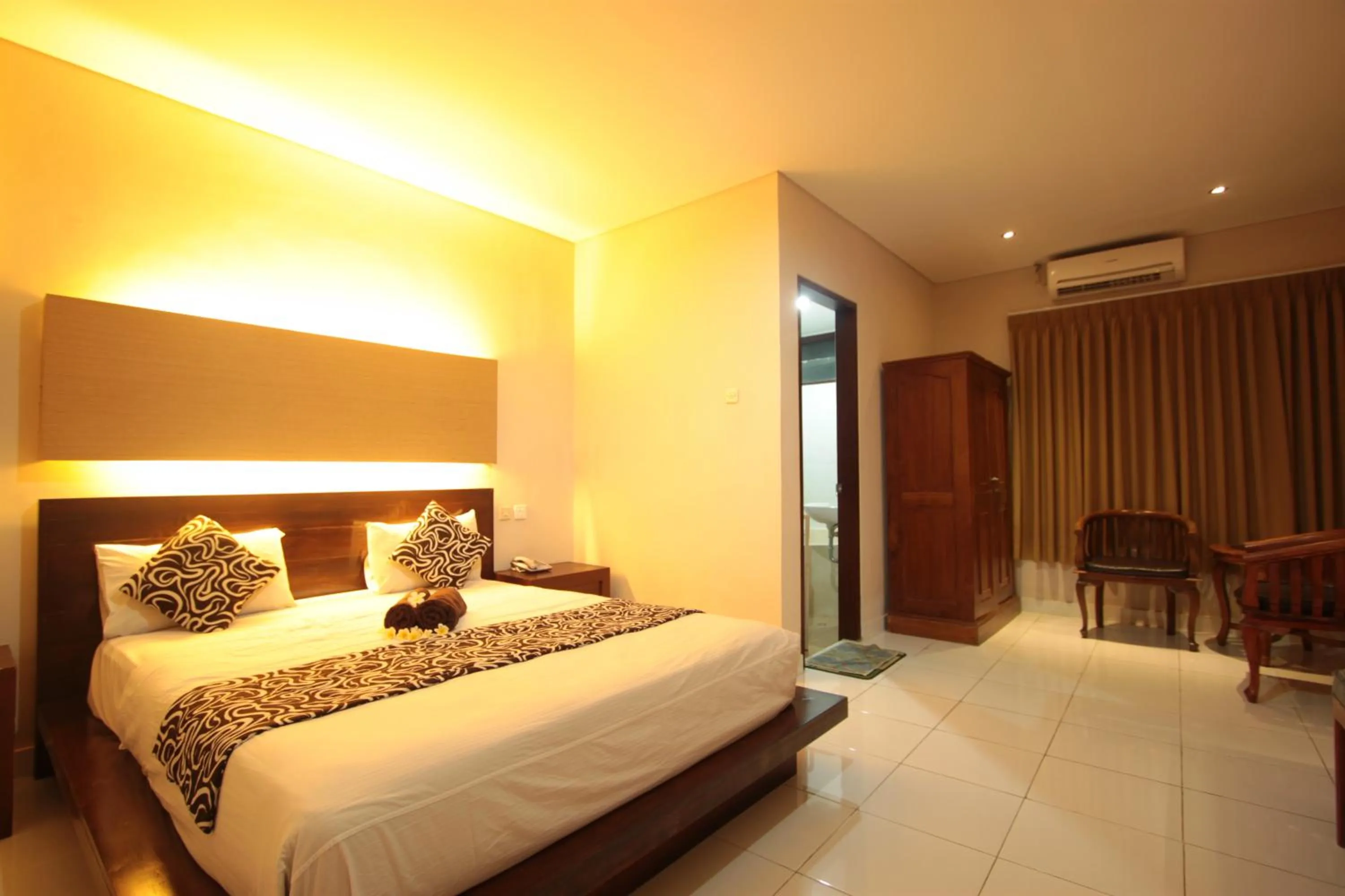 Photo of the whole room, Bed in Bakung Sari Resort