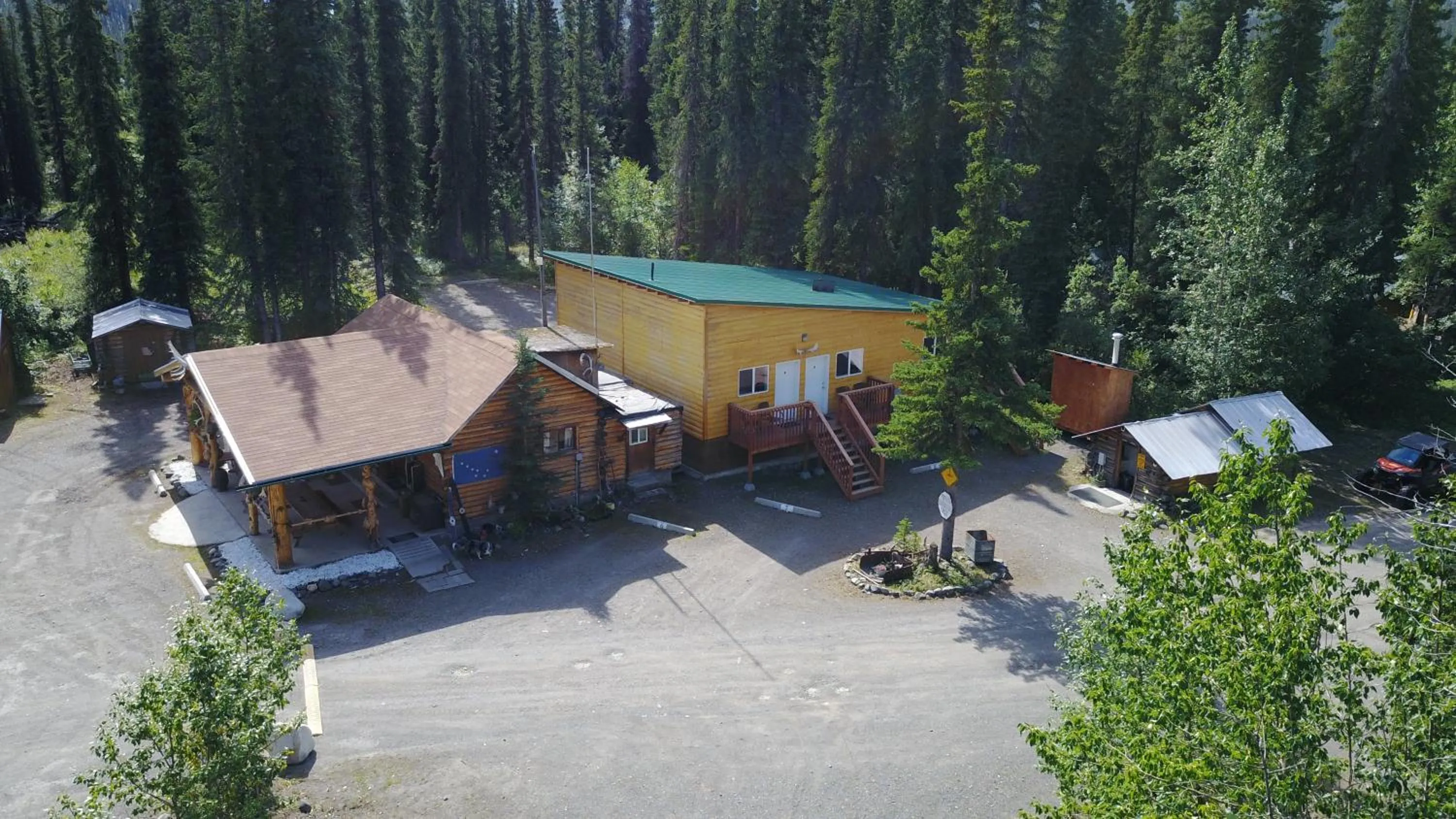 Shower in Carlo Creek Cabins